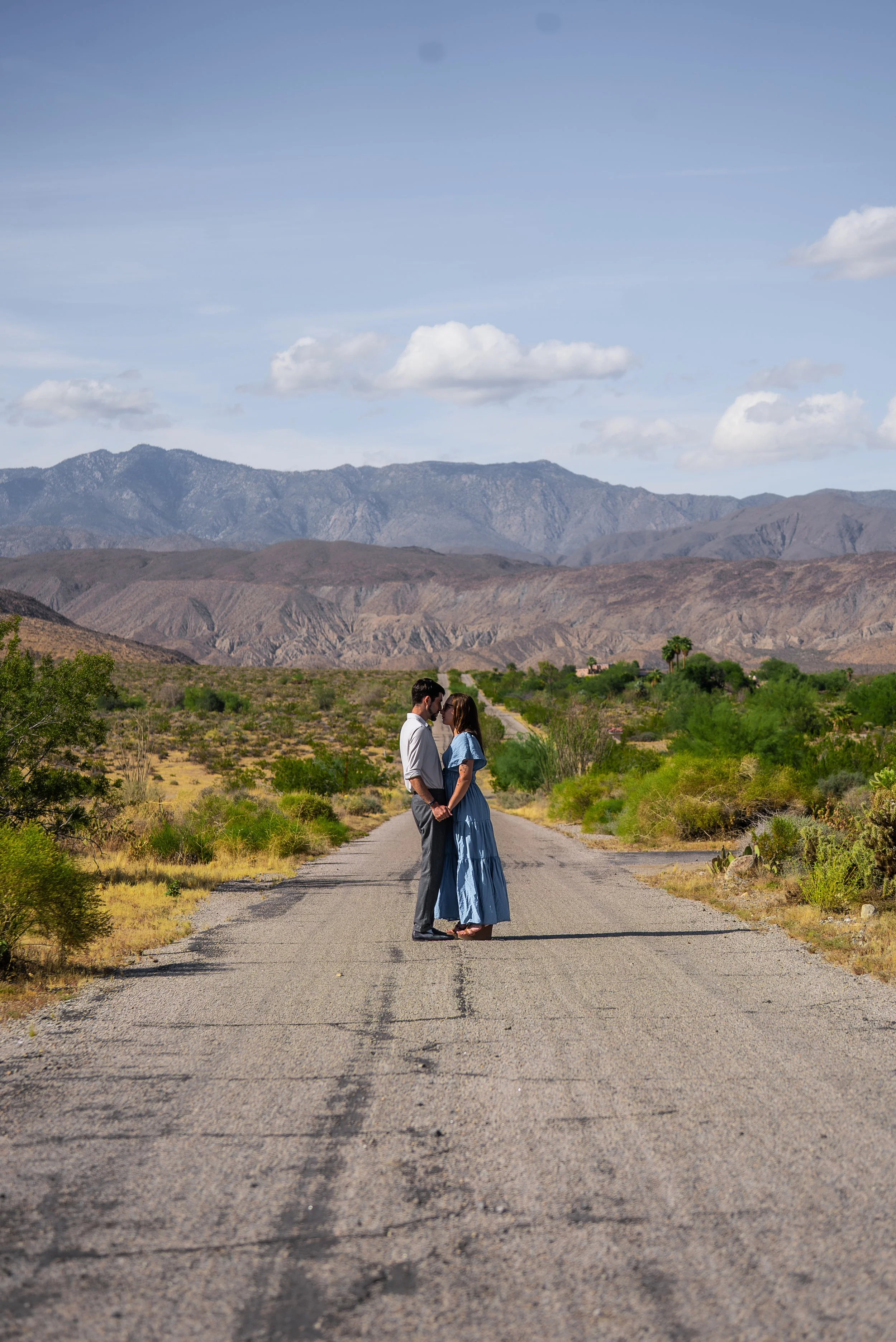 borrego-springs-couples-photographer-desert-portrait.jpg