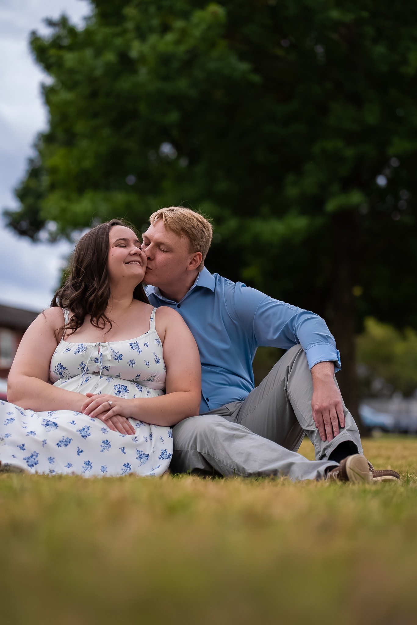 raleigh-nc-engagement-session-sitting-close-grass-kzk-visuals.jpg