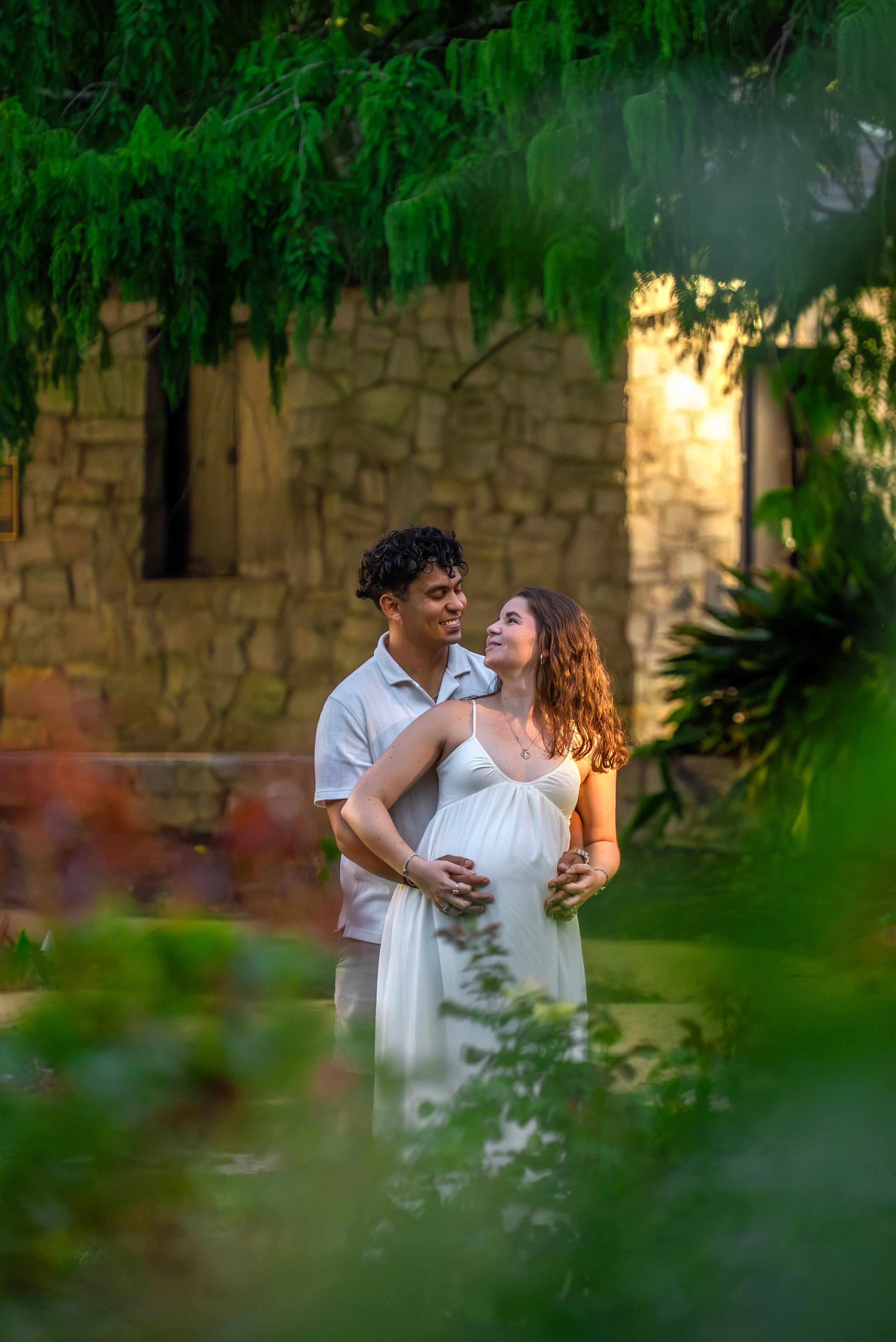 raleigh-rose-garden-raleigh-nc-maternity-session-embrace-portrait.jpg