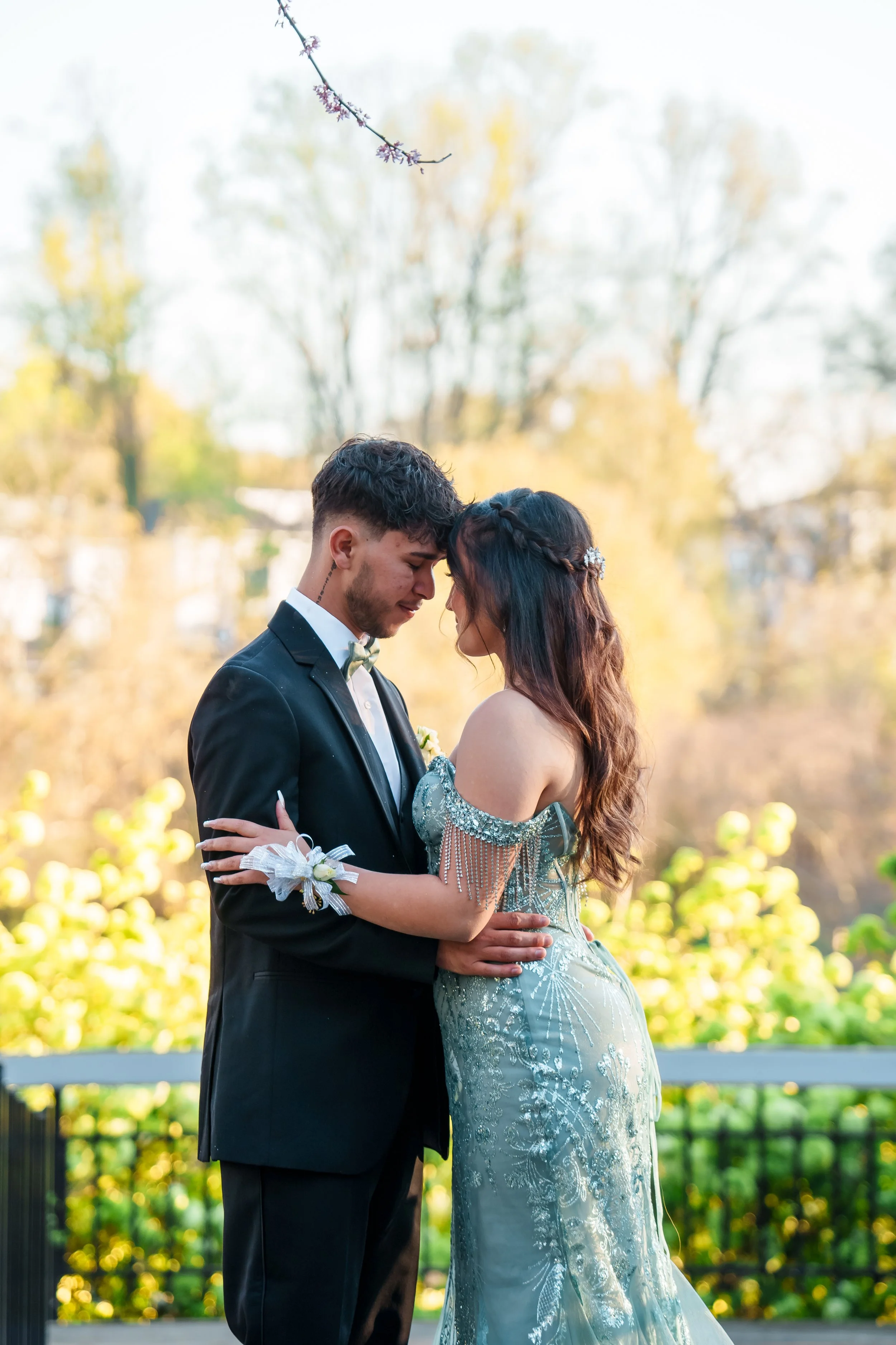 pullen-park-raleigh-nc-prom-photography-golden-hour-portrait-kzk-visuals.jpg