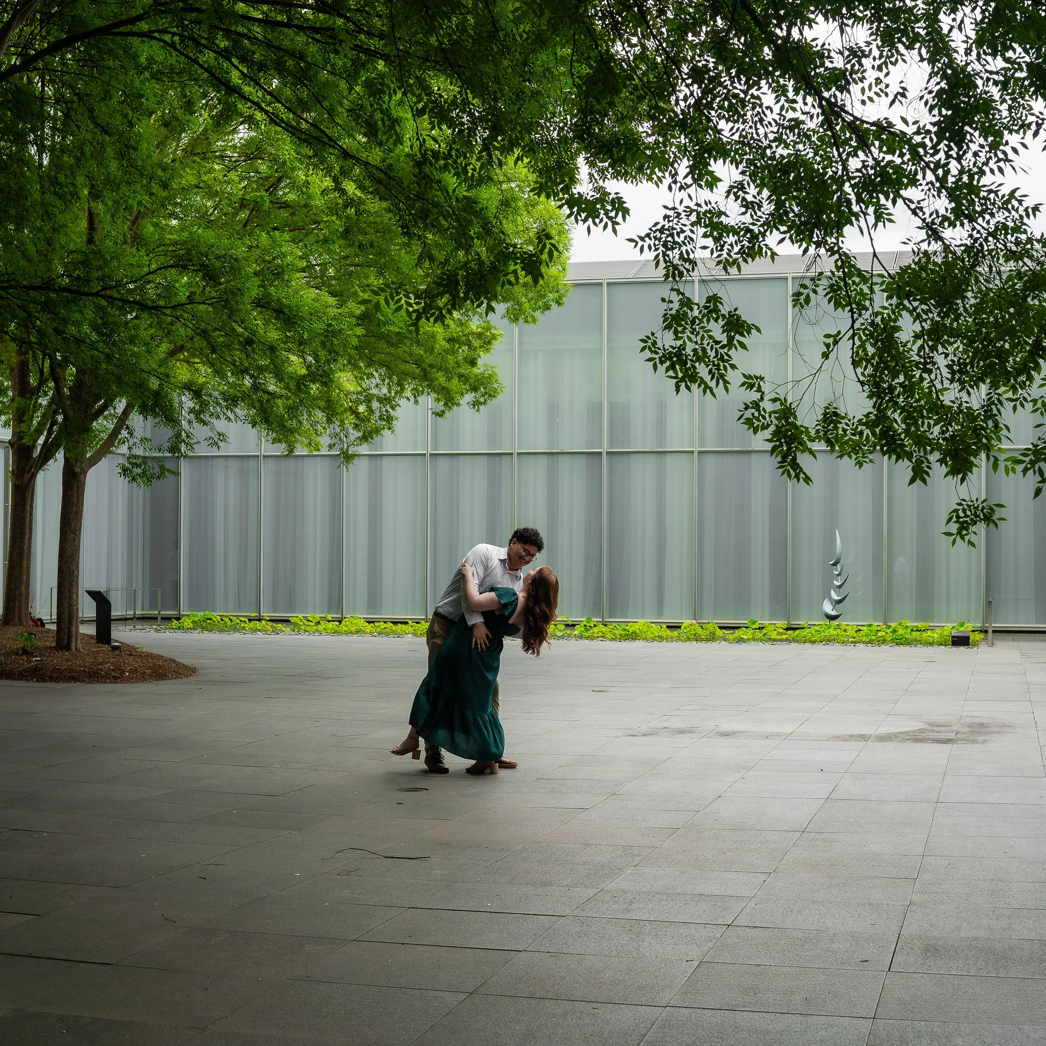 nc-museum-of-art-raleigh-nc-engagement-session-wide-courtyard.jpg