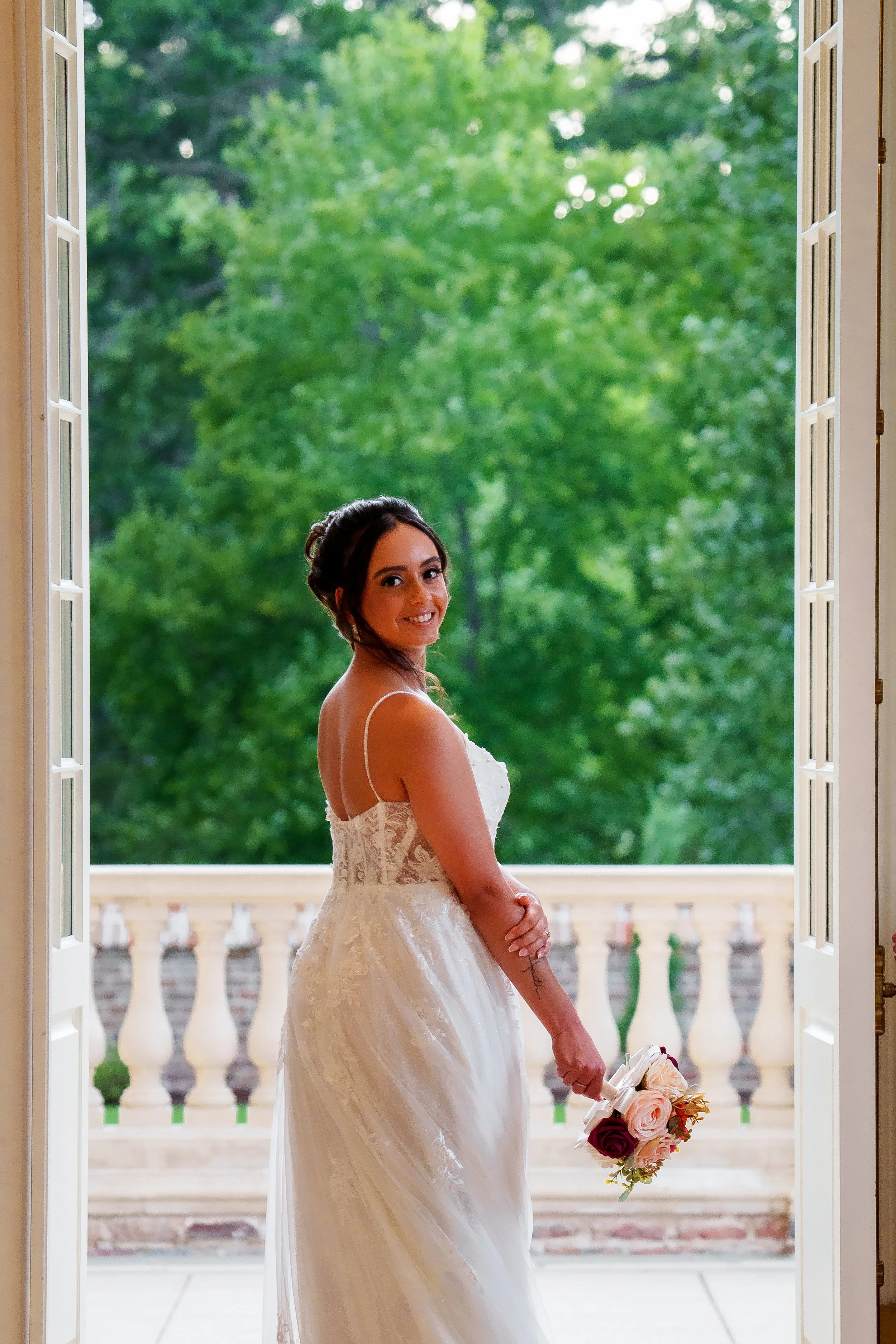 north-carolina-bridal-session-outdoor-terrace.jpeg