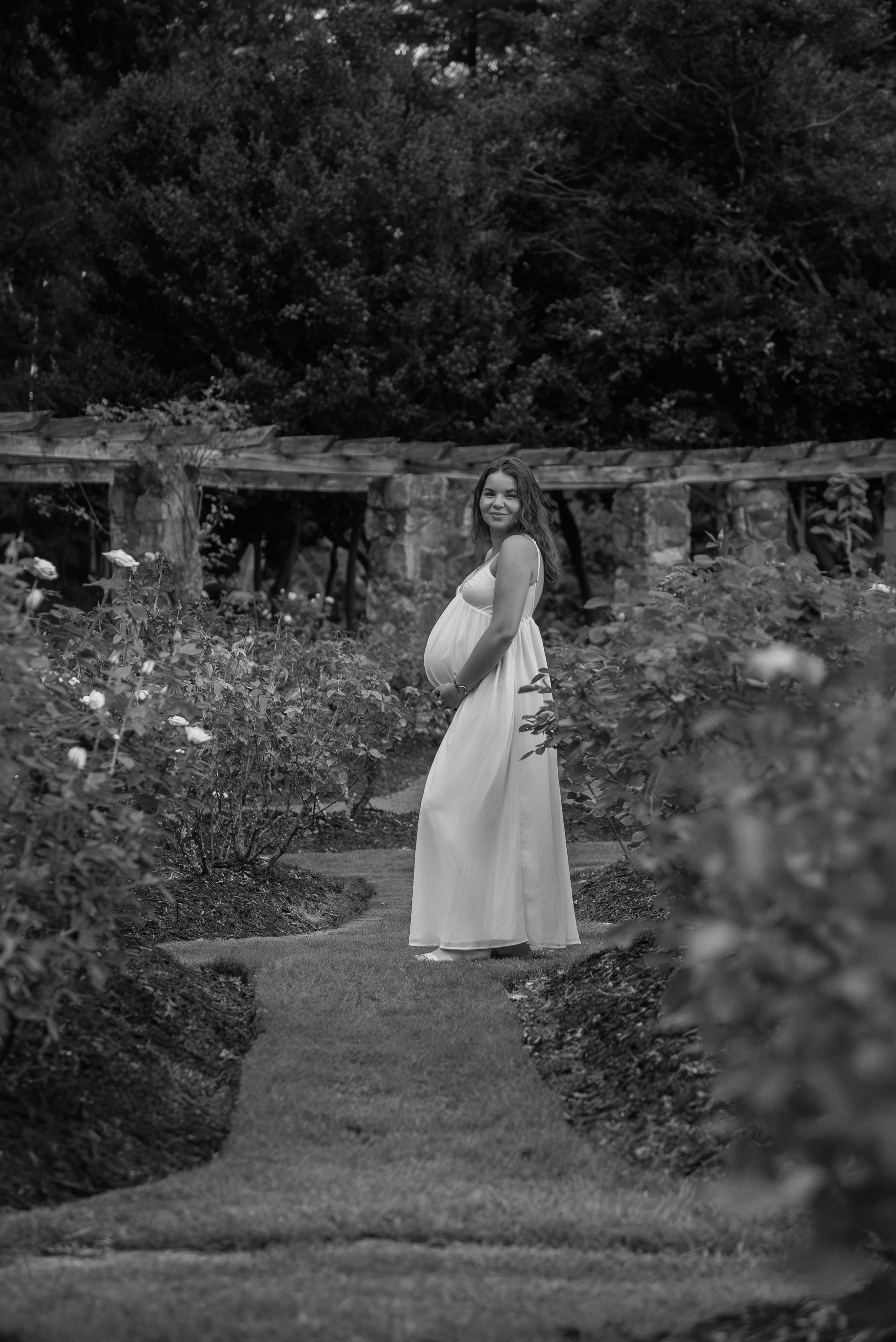 raleigh-rose-garden-raleigh-nc-maternity-session-black-and-white-garden-path.jpg