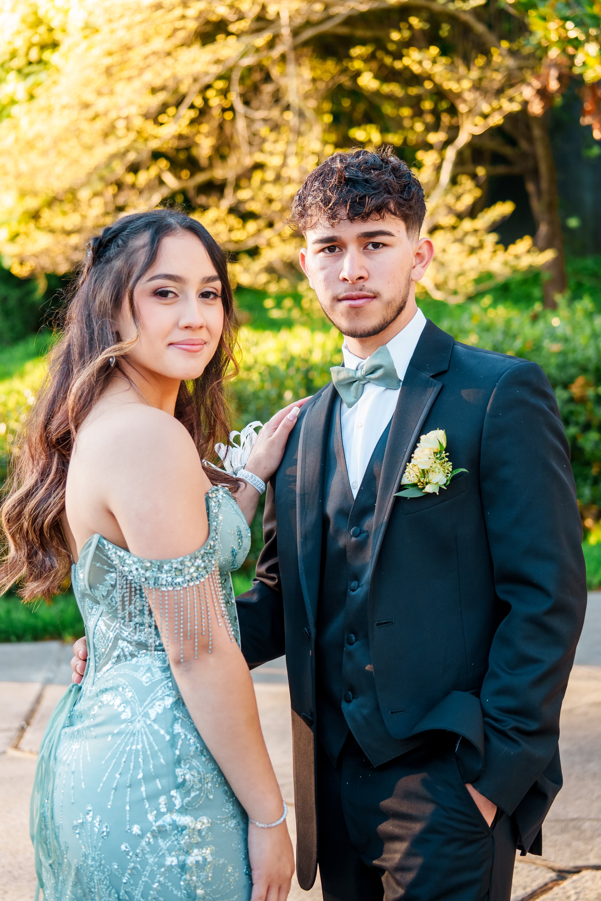 pullen-park-raleigh-nc-prom-photography-couple-portrait-kzk-visuals.jpg