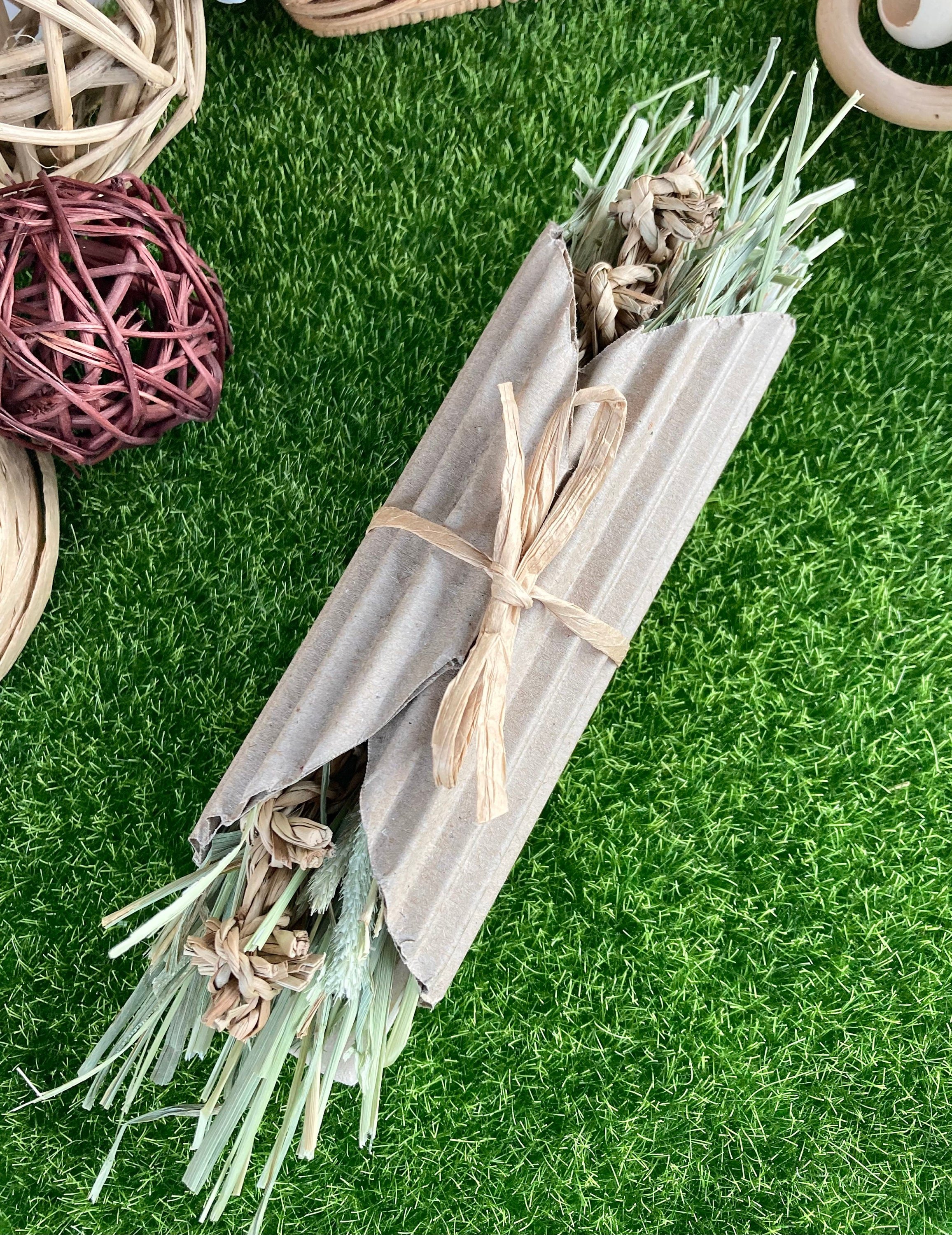 https://i.etsystatic.com/27753751/r/il/d667a1/3125406284/il_fullxfull.3125406284_4n95.jpg