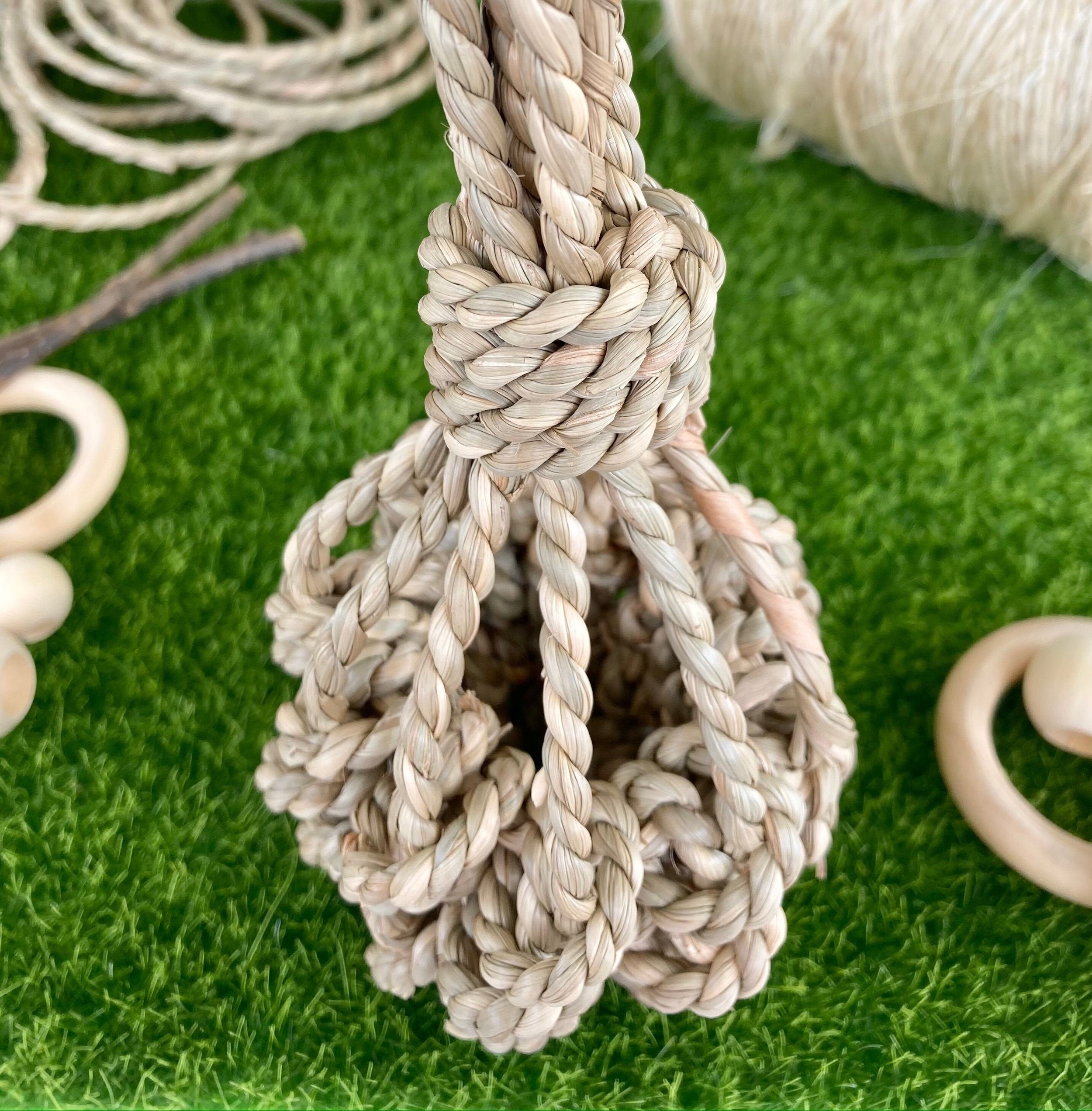 https://i.etsystatic.com/27753751/r/il/57bea4/2878422064/il_fullxfull.2878422064_lbwa.jpg