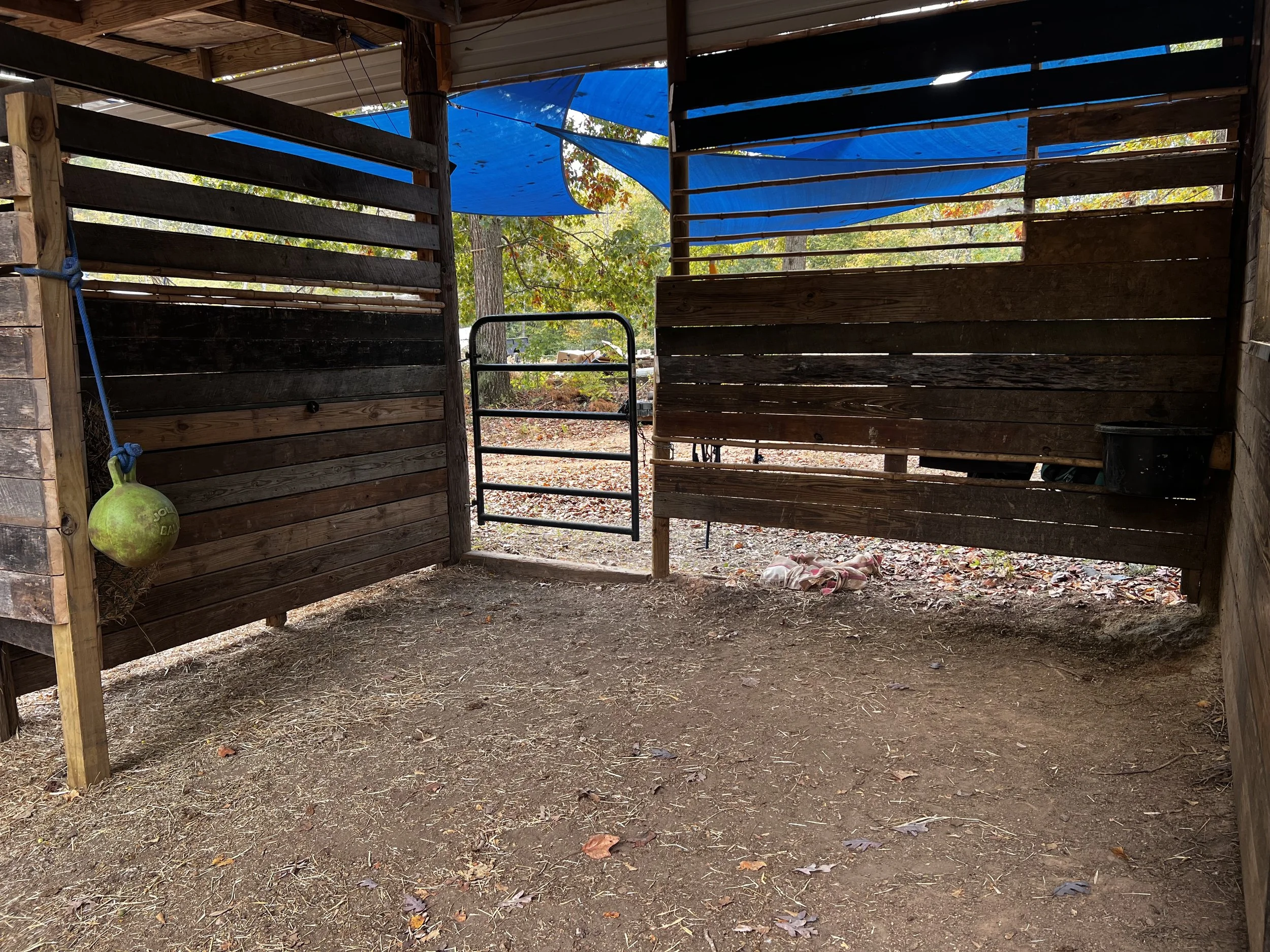 Run-In Stall Interior