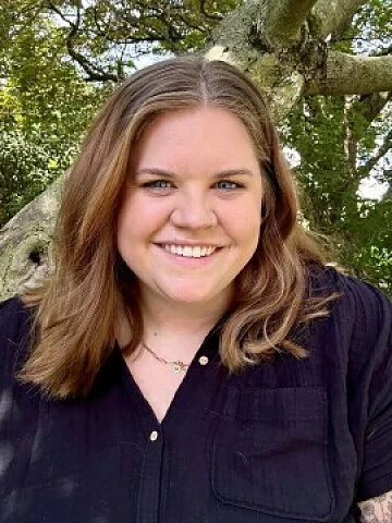 Headshot photo of Nicole Weaver
