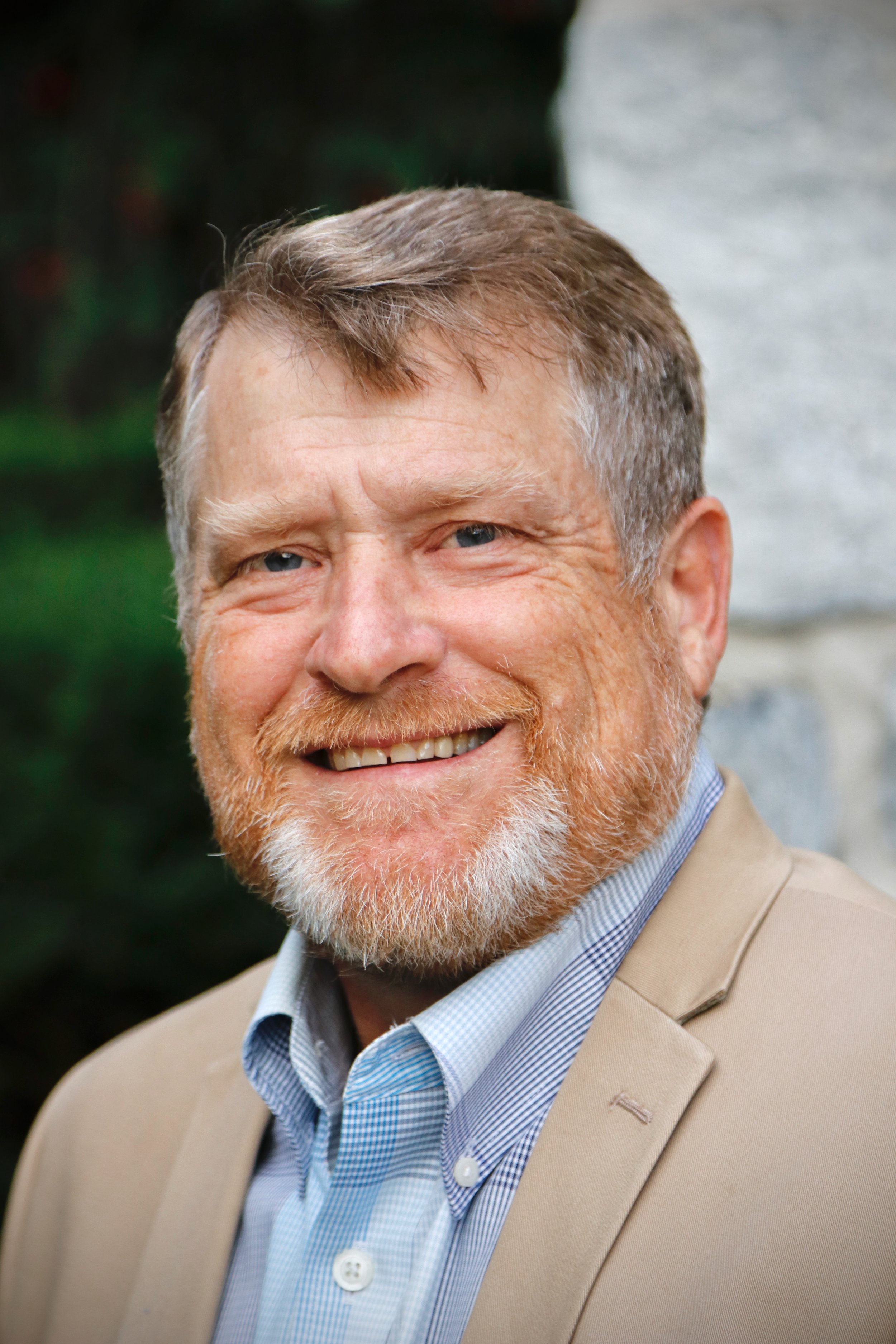 Headshot photo of Quintin Frey