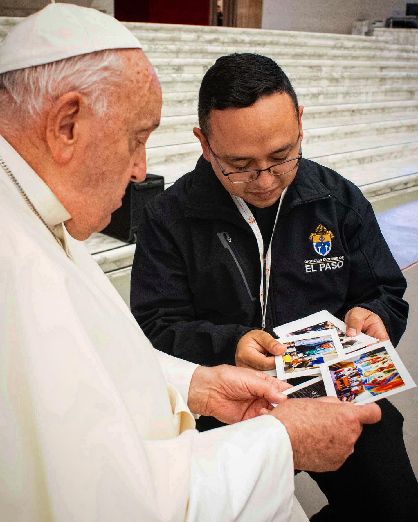 From El Paso&rsquo;s Holy Family Refugee Center to the Vatican: Laurie Smith&rsquo;s photos, capturing the city&rsquo;s compassion for migrants, moved Pope Francis. &ldquo;Siguen adelante&rdquo; (Keep doing this), he said. A powerful reminder of our 