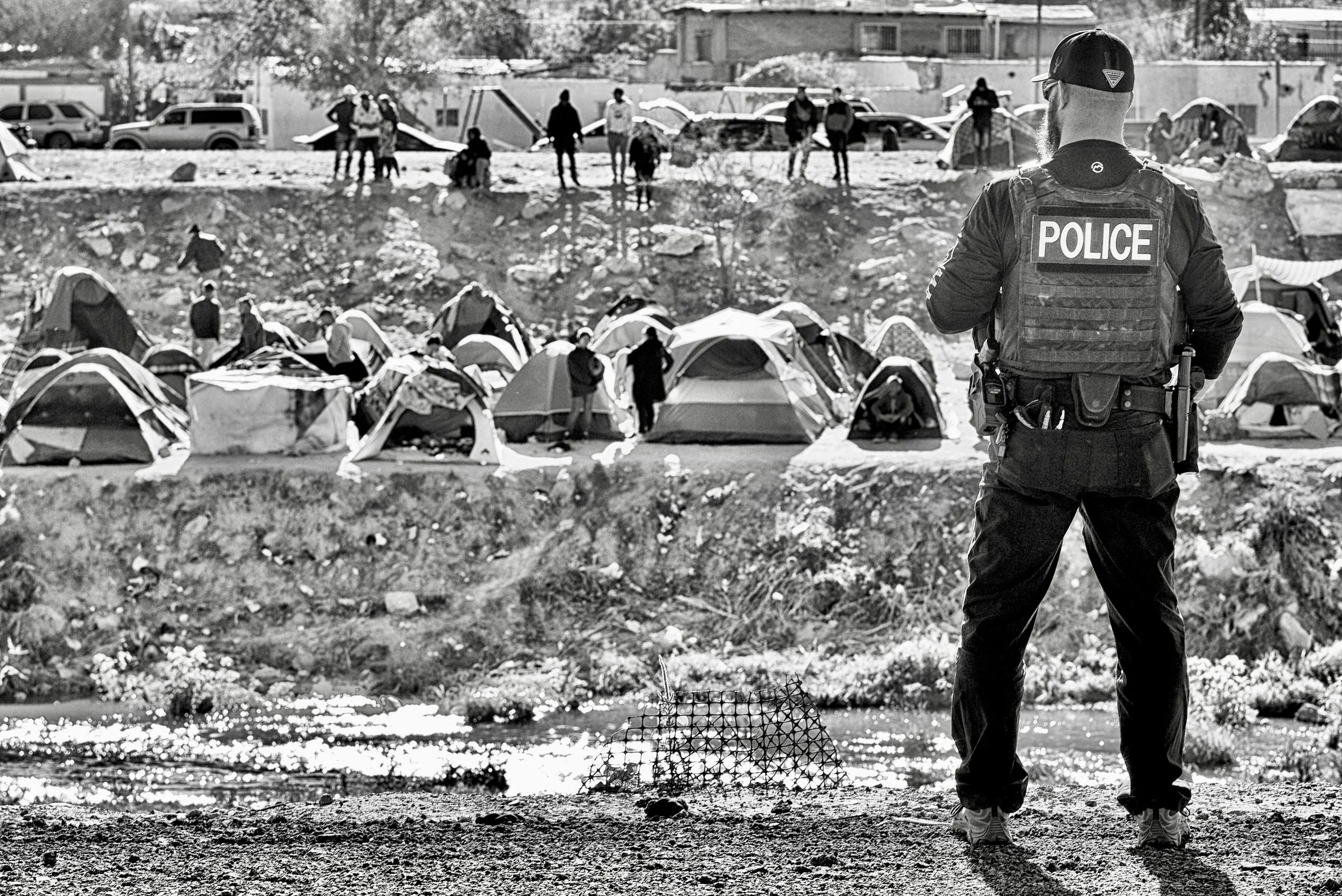 ICE Overlooking Venezuelan Encampment in Juarez_El Paso, TX 2022.jpeg