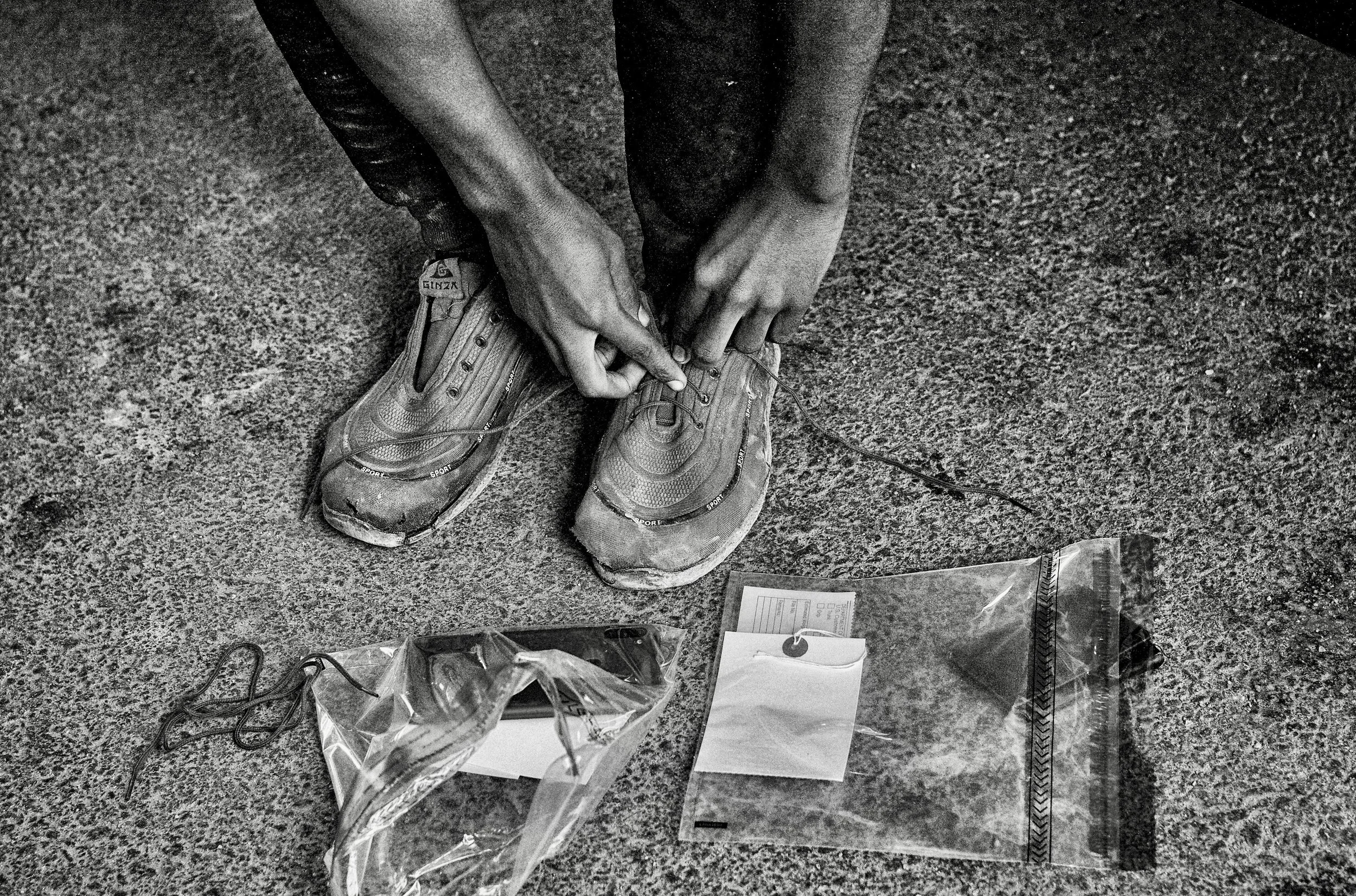 Removing Shoelaces Upon Apprehension_El Paso, TX 2022.jpeg