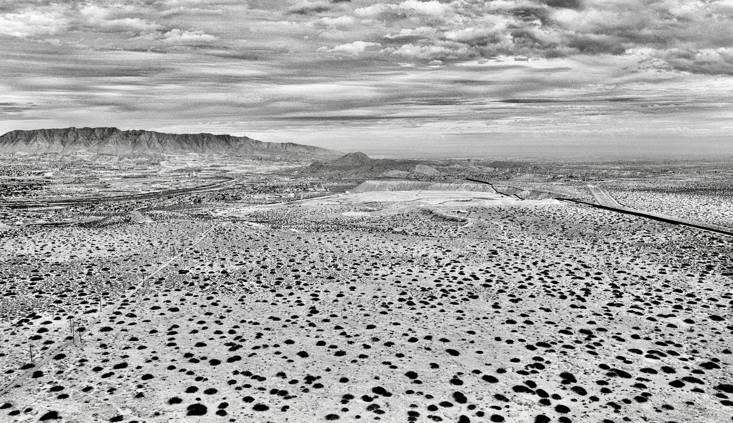 Aerial of El Paso-Juarez Borderlands 2021.jpeg