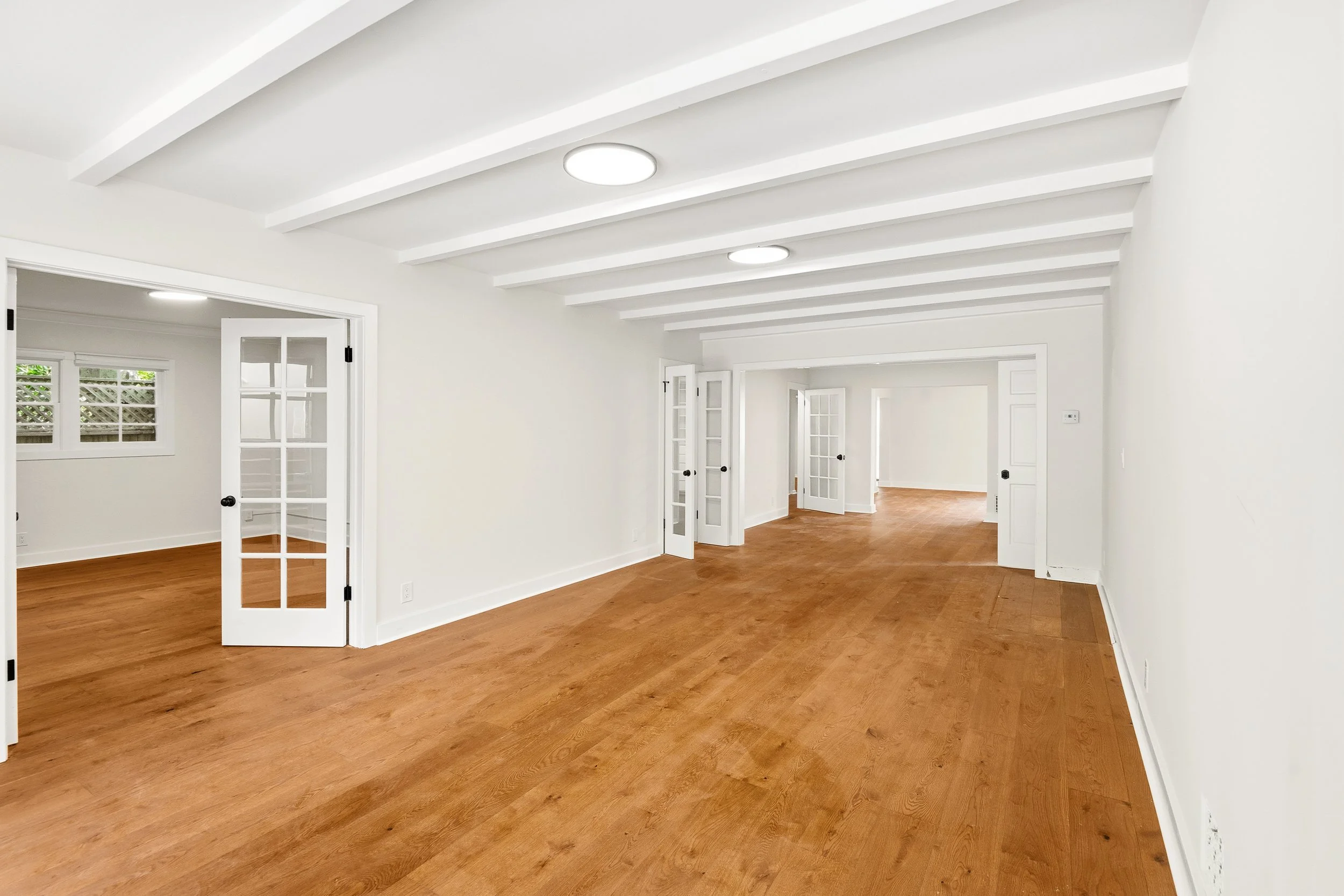 Spacious Luxury Living Room Photography Los Agneles.jpg