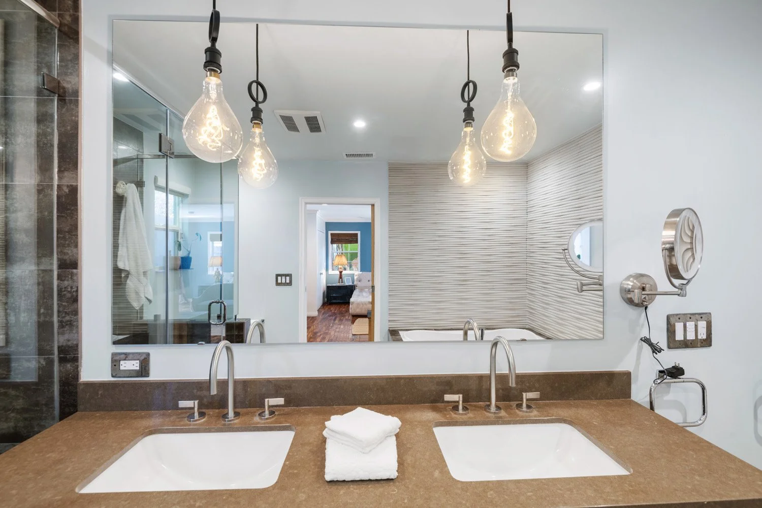 Intuition-Real Estate Photography-Hollywood-Bathroom 6.jpg