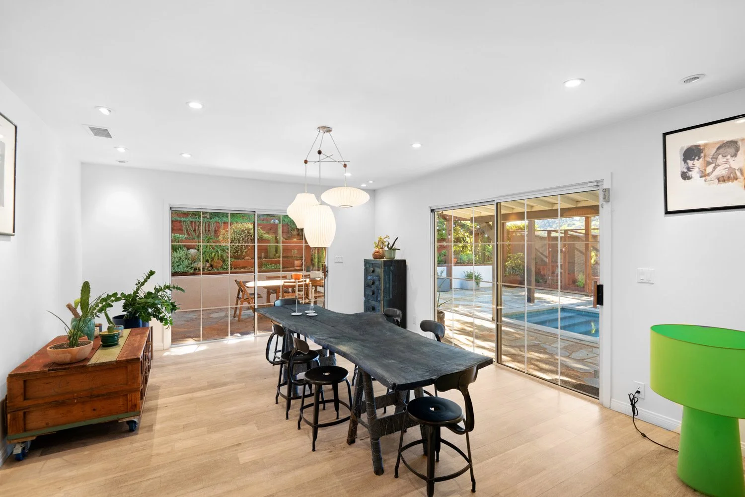 Intuition-Real Estate Photography-dining room-Hollywood 2.jpg