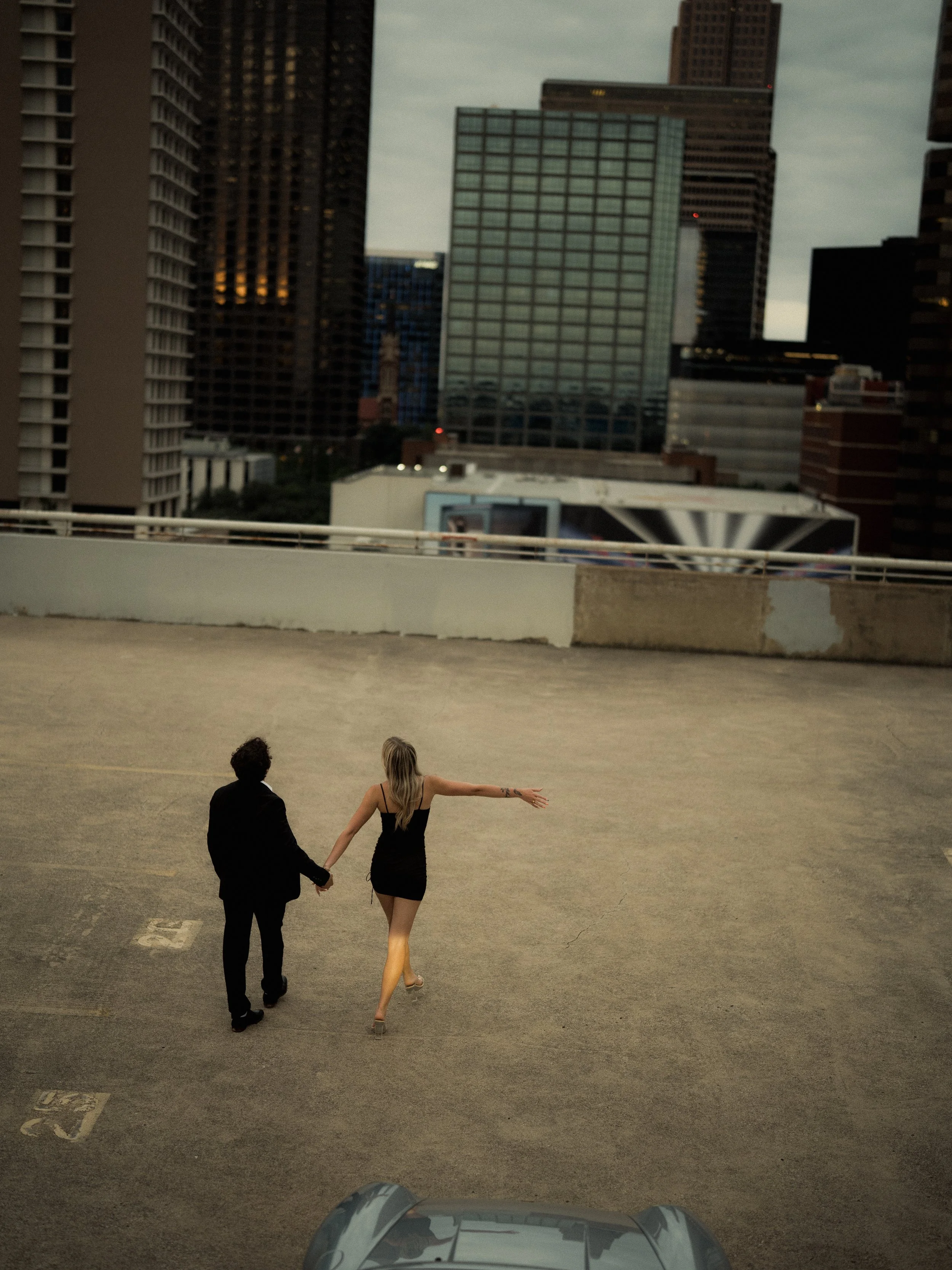 urban-rooftop-engagement-shoot-downtown-city-skyline.jpg