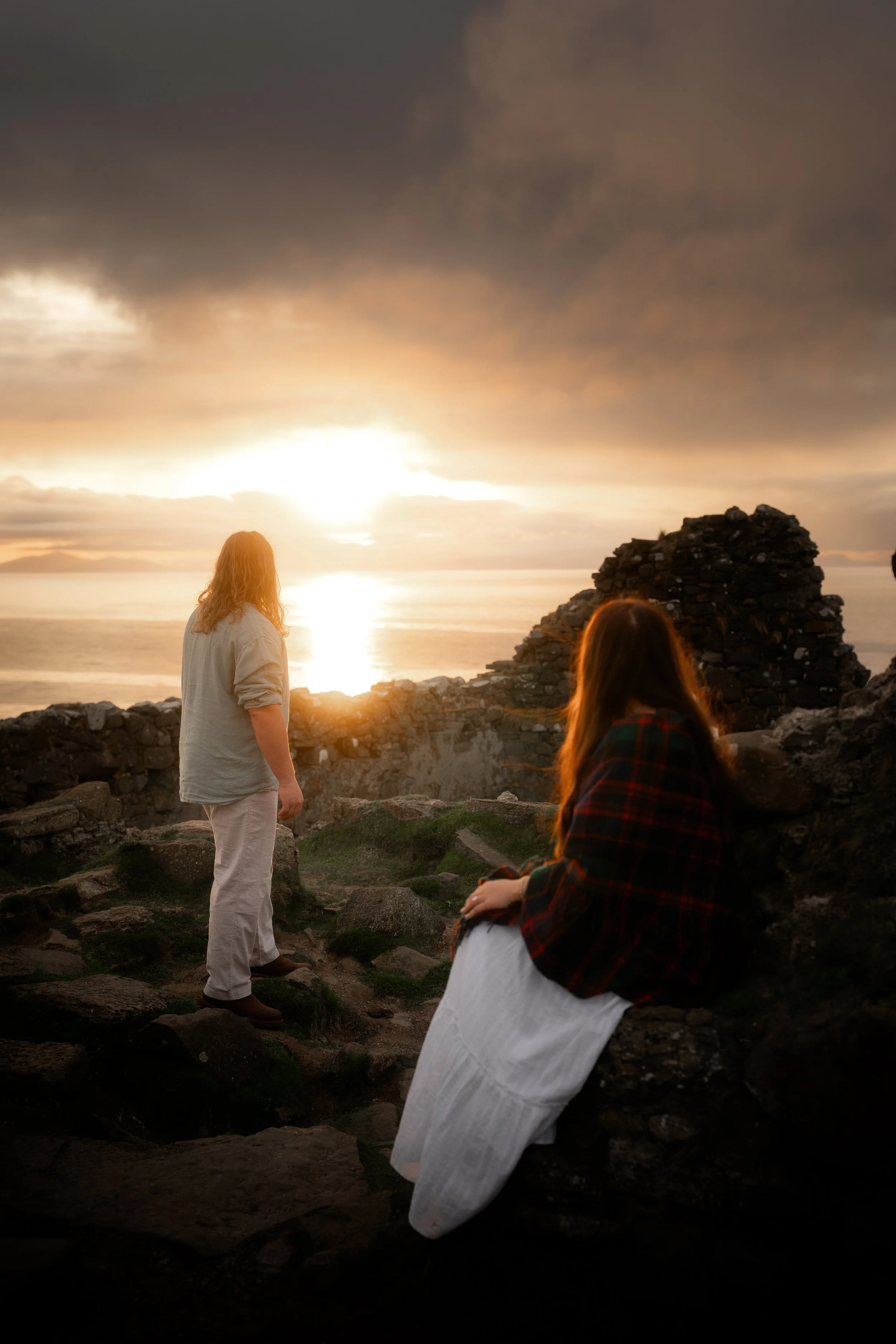 sunset-cliffside-view-duntulm-castle-proposal-scotland.jpg