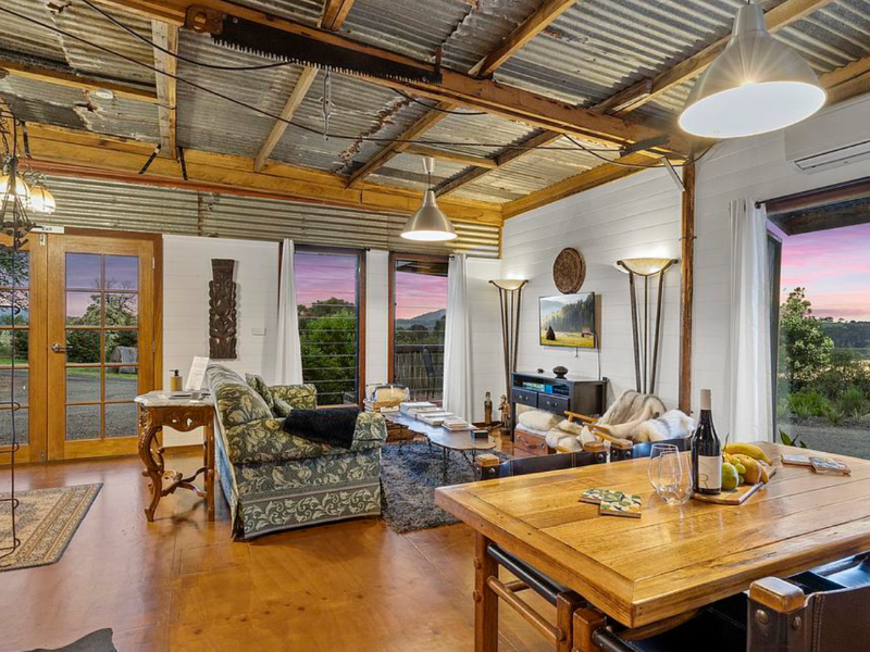Sunset Cottage Yarra Valley Healesville.png