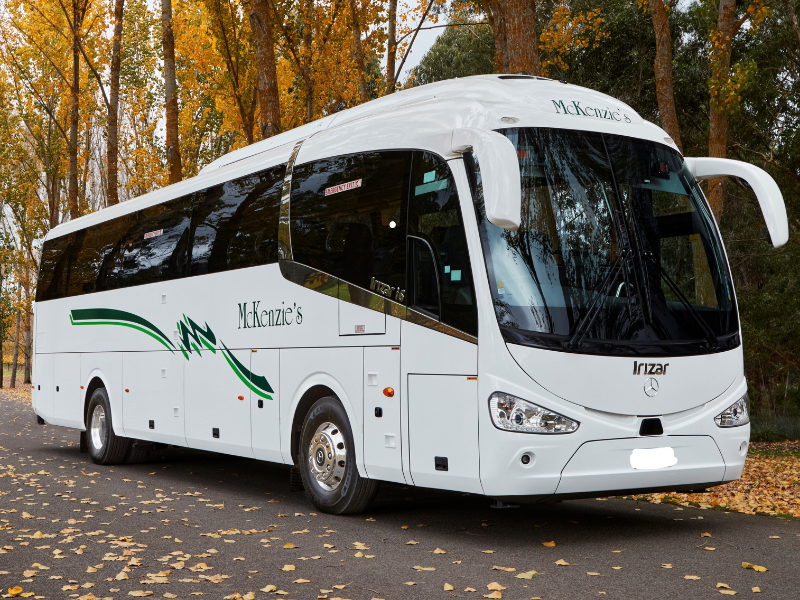 McKenzies Tourist Bus Healesville.png