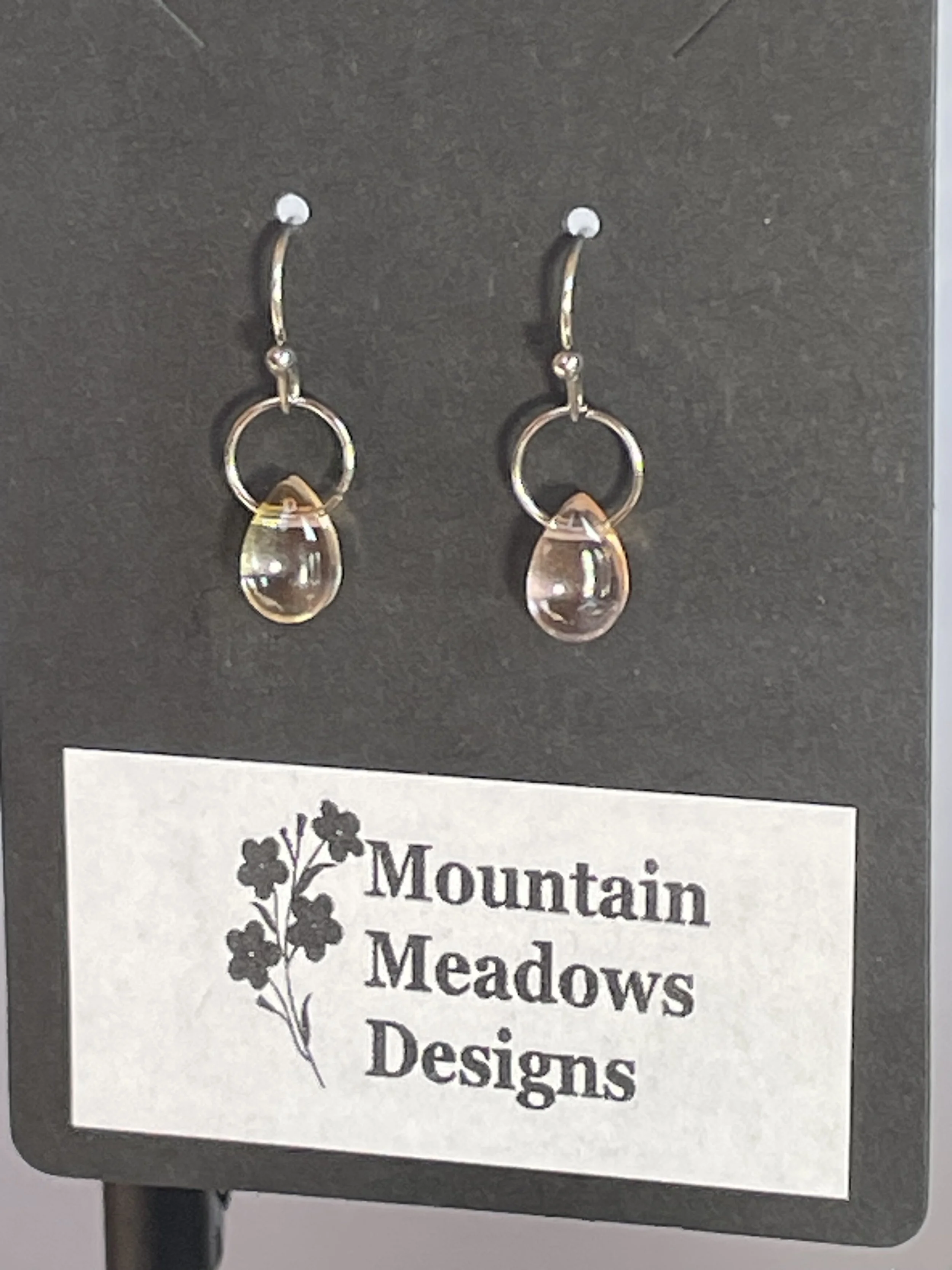 Peach Raindrop Earrings (1 ring).jpg