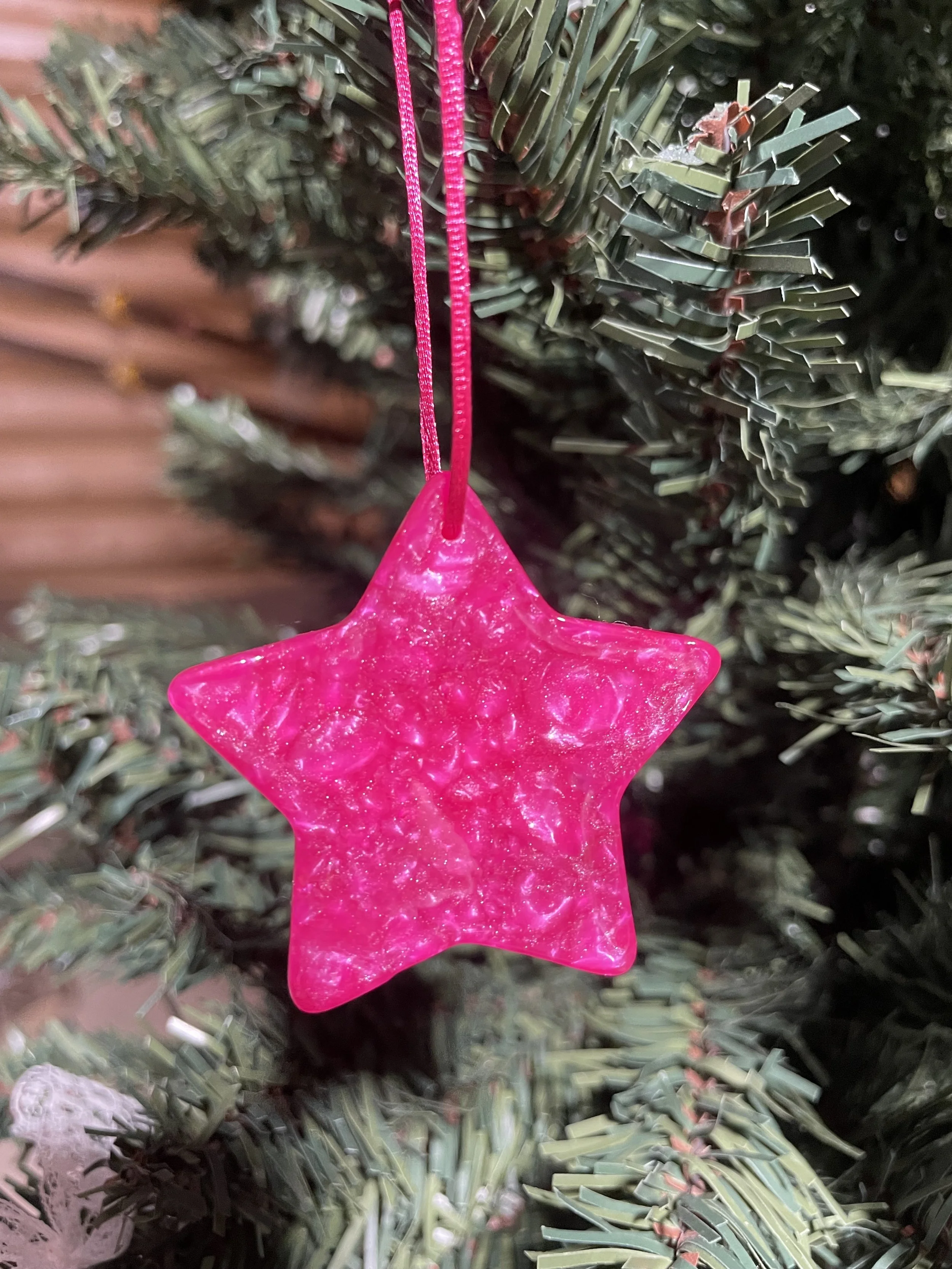 Hot Pink Pearl Star Ornament (small).jpg