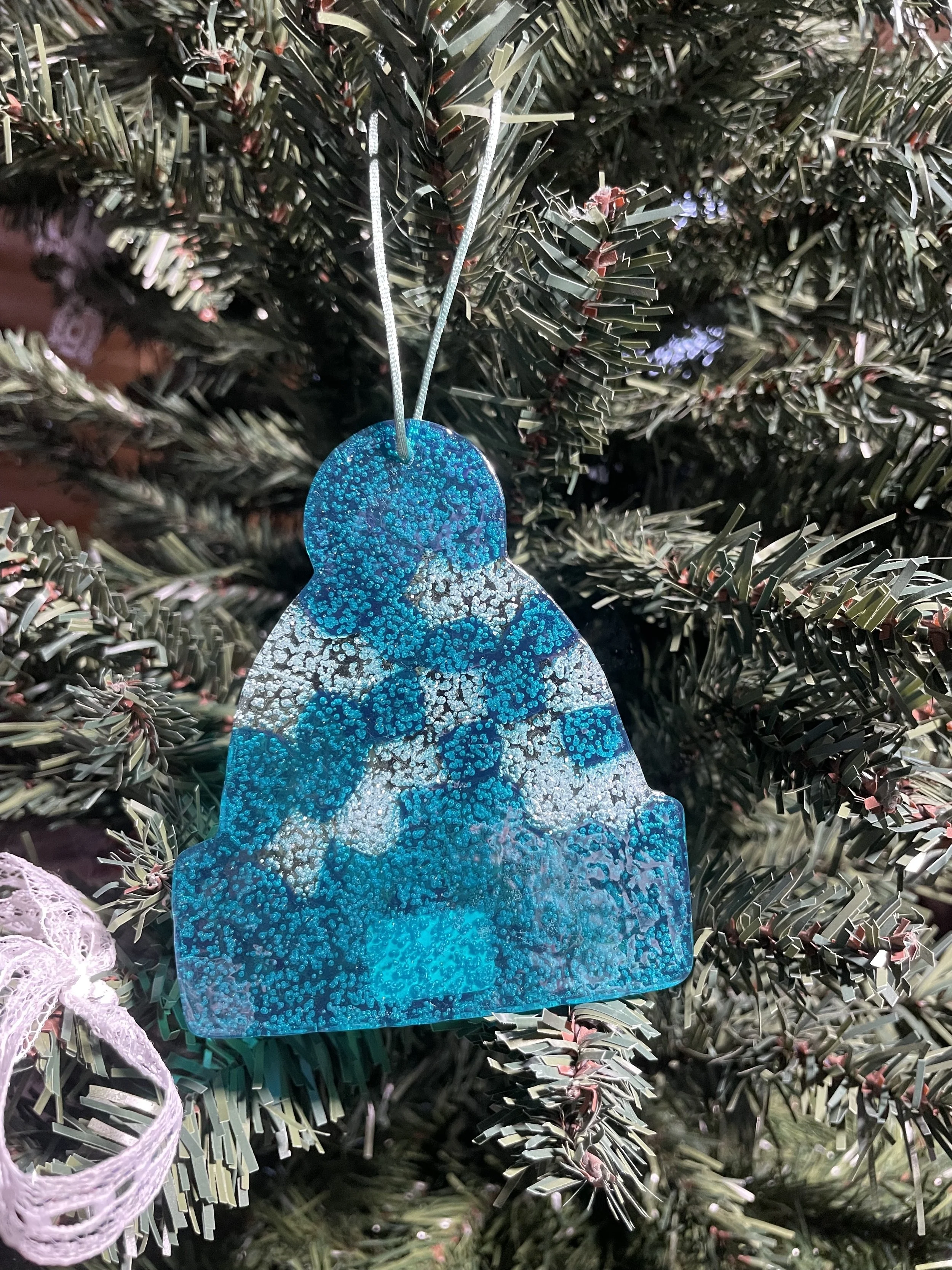 Teal Sparkle Hat Ornament.jpg