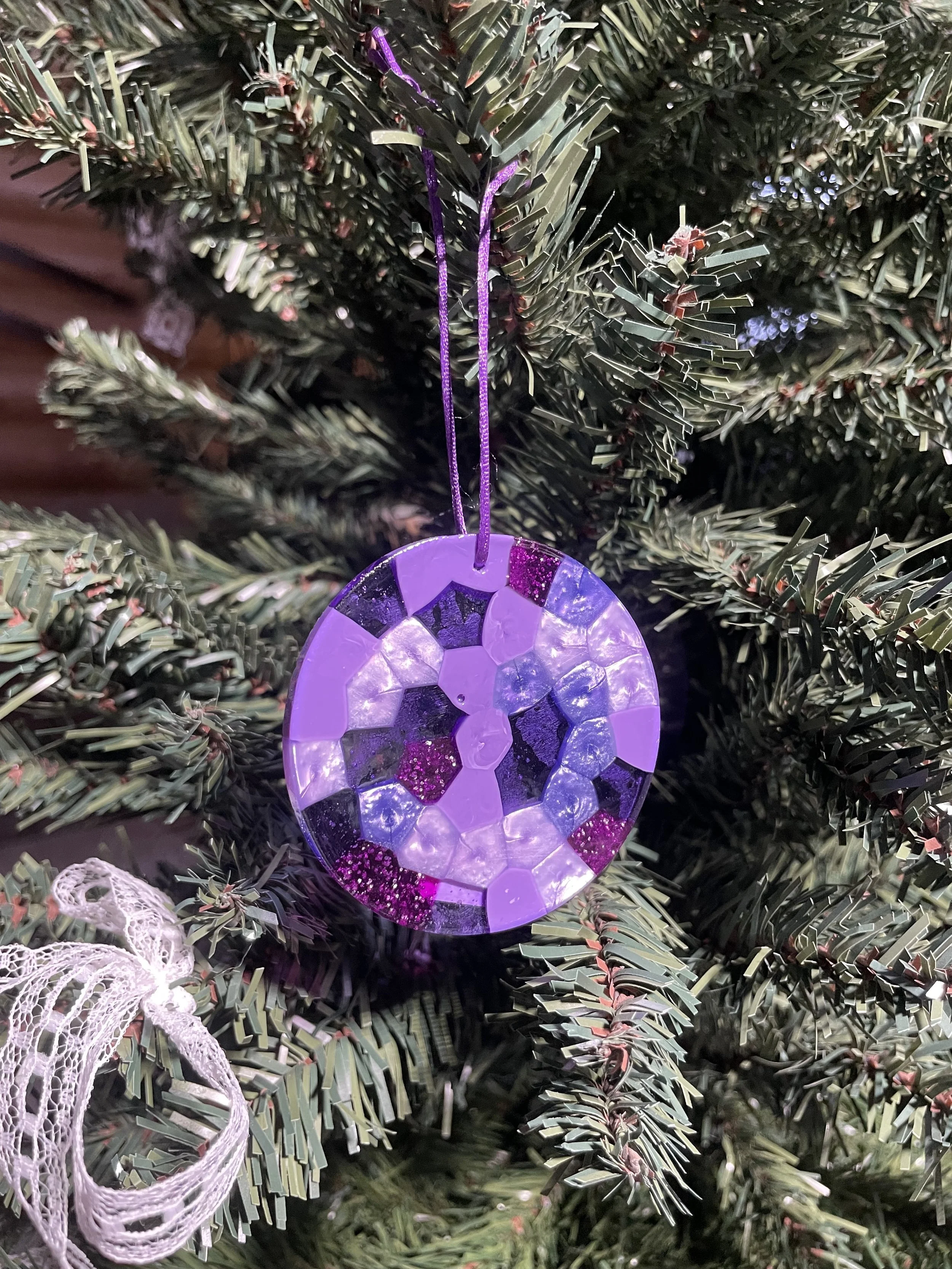 Purple Mix Circle Ornament.jpg
