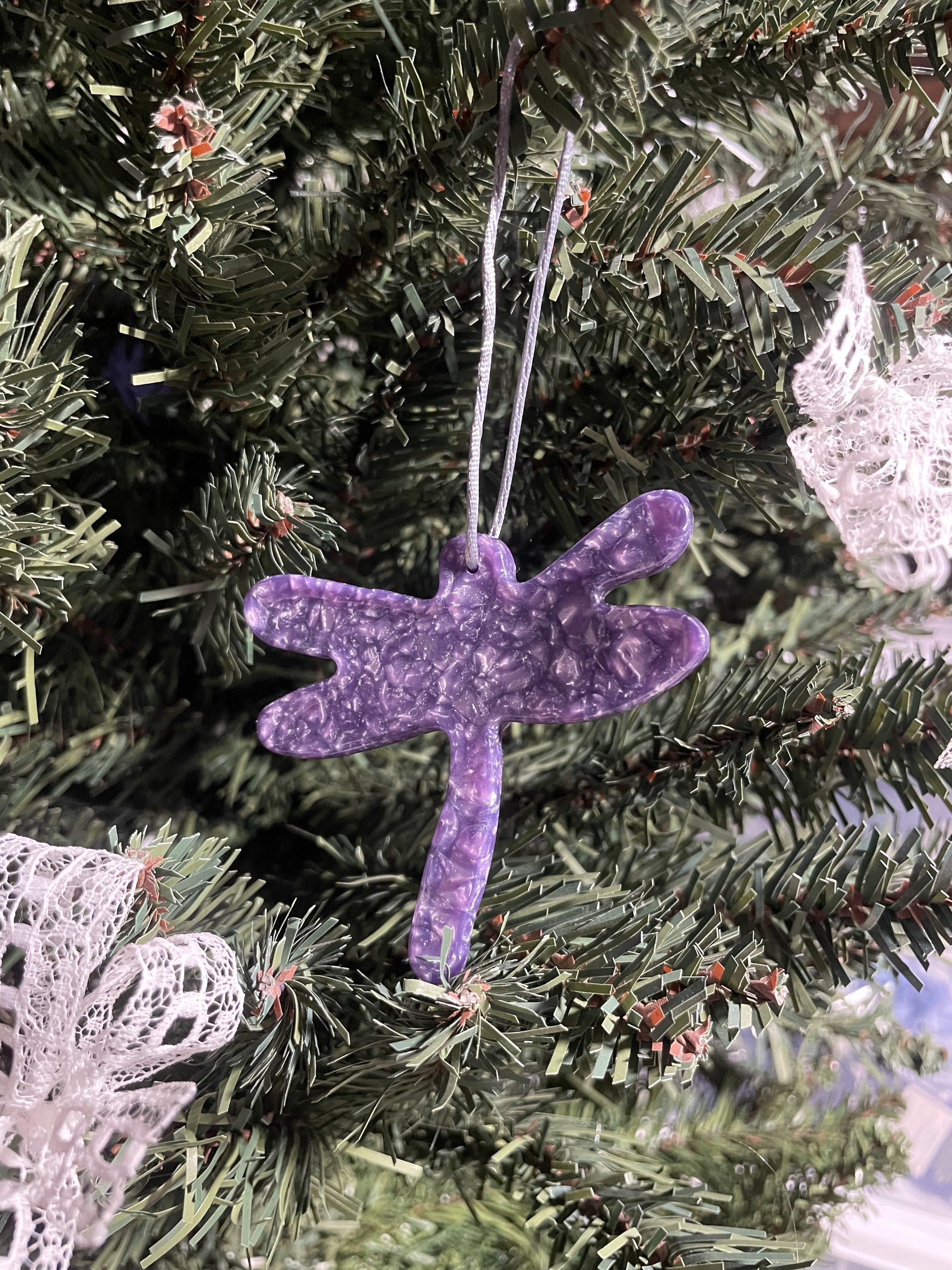 Lavendar Pearl Dragonfly Ornament.jpg