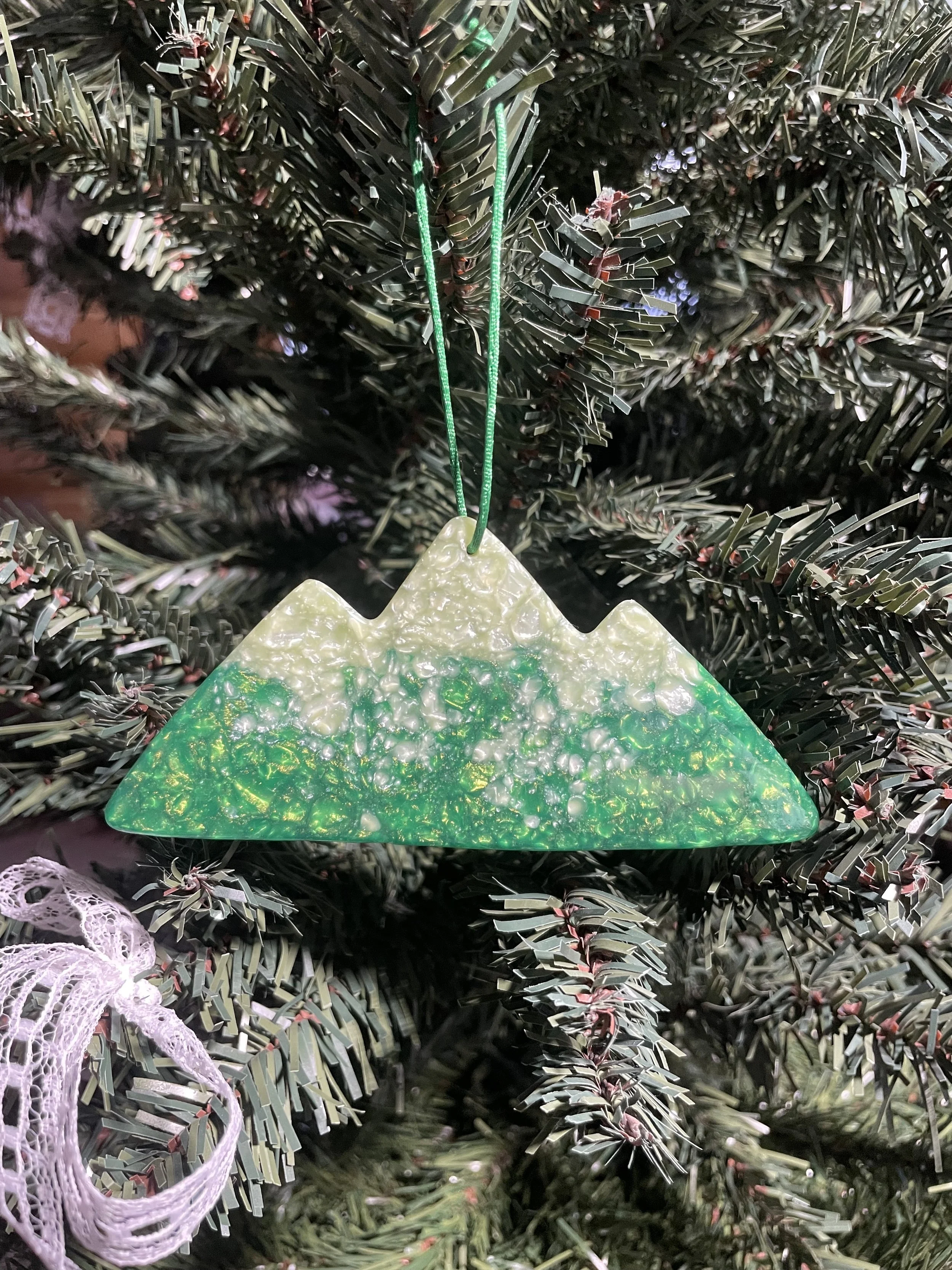 Green Pearl Mountain Ornament.jpg