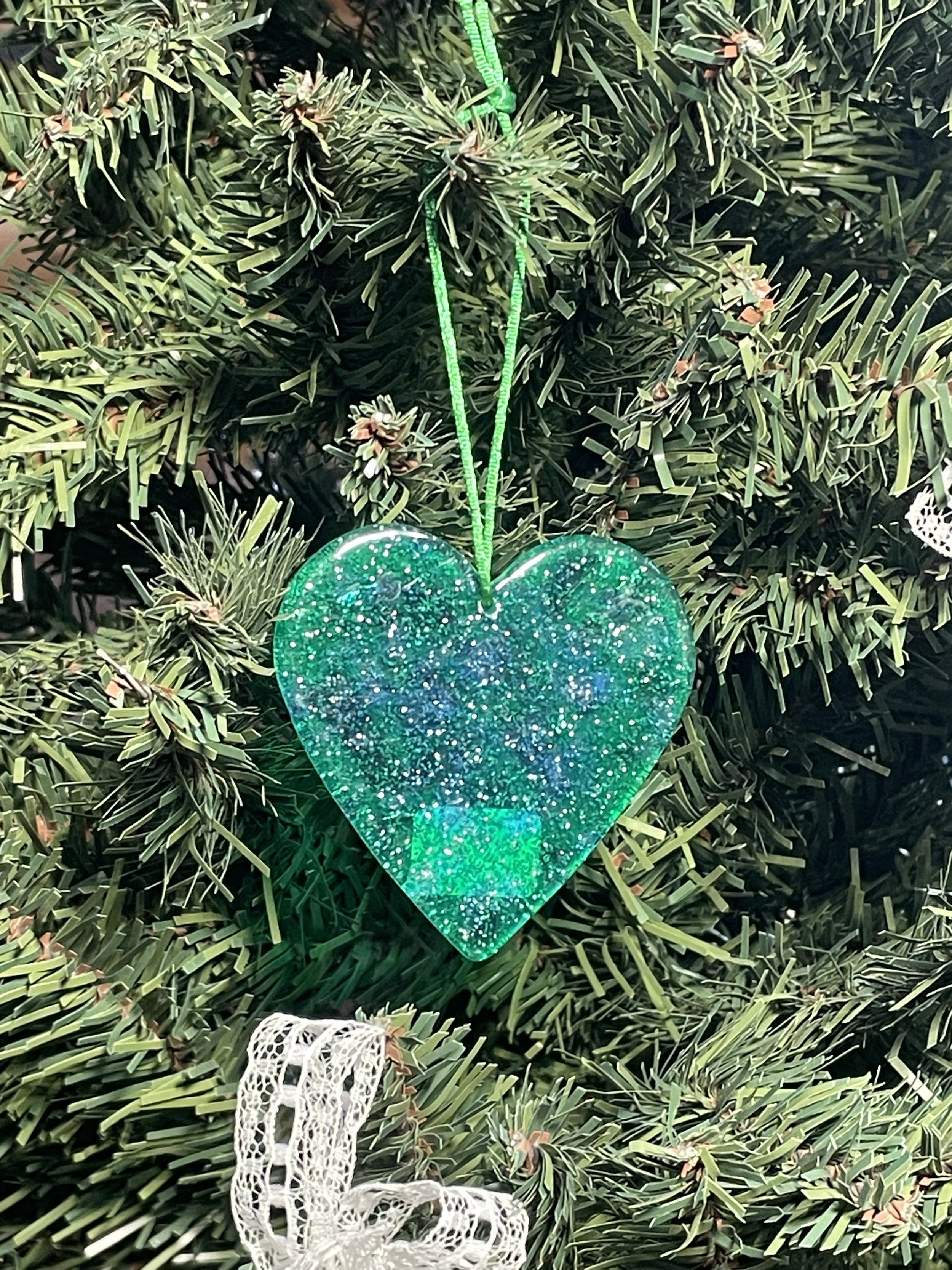 Green:Blue Mix Heart Ornament Medium.jpg