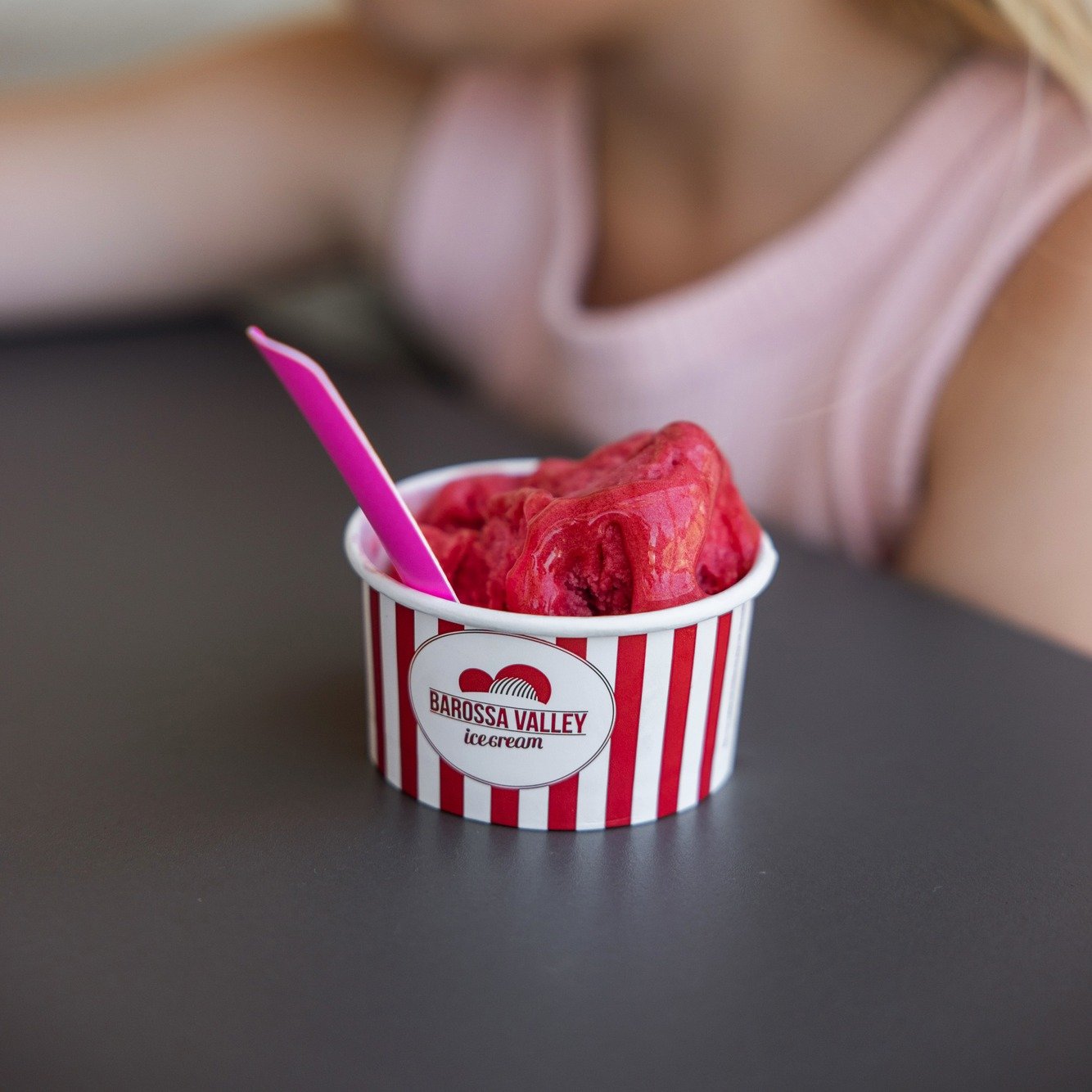 Looking for a family-friendly weekend outing? 🍨 Stop by The Glacerie, proudly owned by @barossa_valley_ice_cream, and treat the little ones to a refreshing ice cream or sorbet! It's the perfect way to enjoy some quality family time, while making the