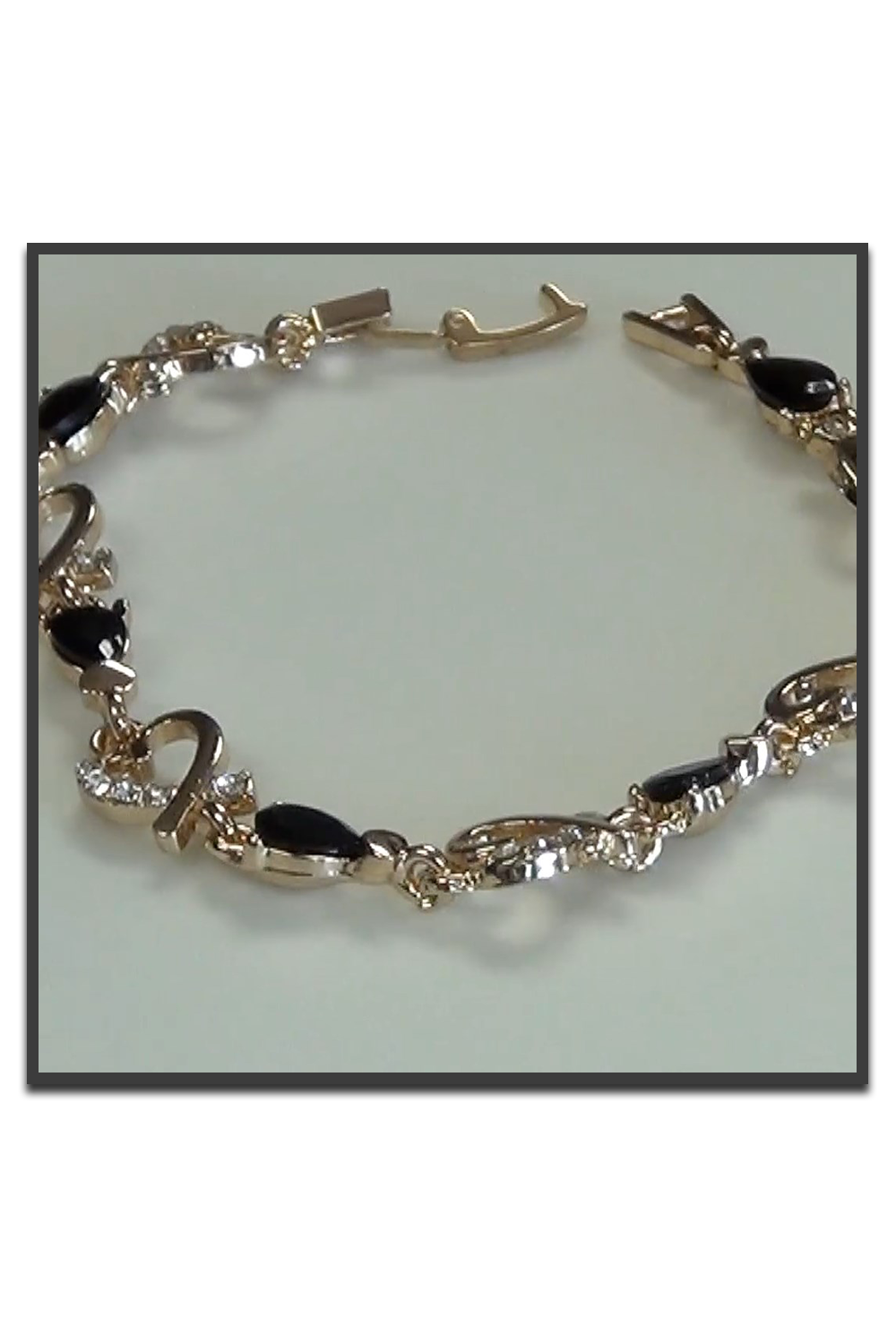 Gold Filled Austrian Crystal. Hollow Heart. Link Chain Bracelet. Black. 7”. W-2511-BLK