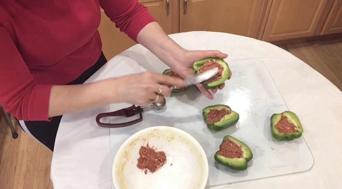 Stuffed Peppers with Meat/Rice Berber Style Sephardic Flavors | Jewish Mediterranean Food delicious this easy recipe is delicious and even beginner cooks can make.