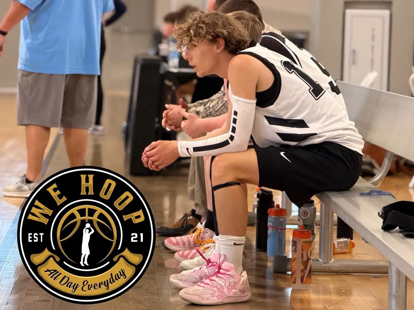 WE HOOP ELITE 100

We Hoop All Day Everyday!

#wehoopelite #ballislife #explore #explorepage #explorepage