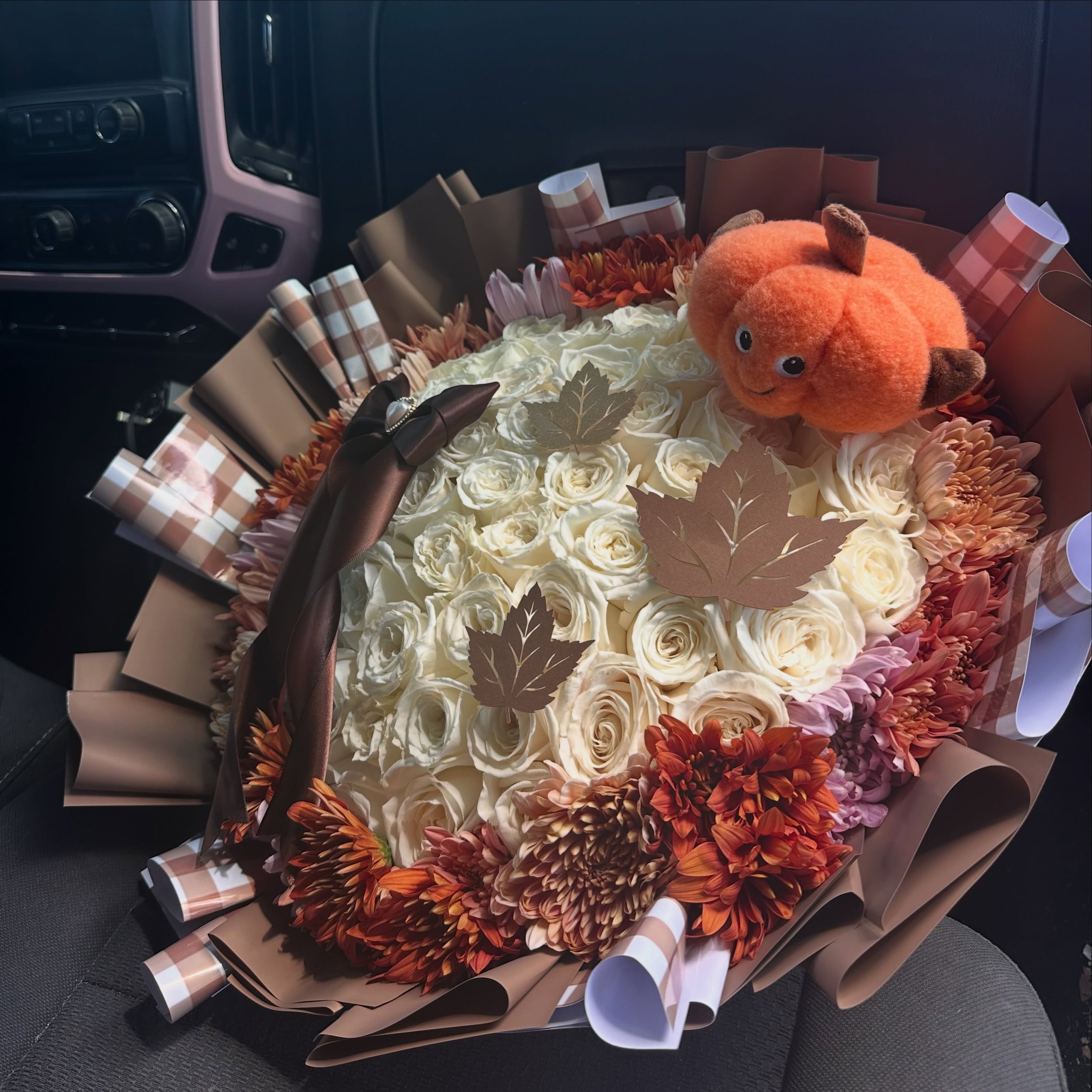 Fall Pumpkin Bouquet 💐 🍁🍂

💌 Dm us to order!

💸 Don&rsquo;t be shy ask us for any quotes!

🚛We deliver: Monday-Saturday

✨Check out our website (link in our bio)‼️

❌CLOSED EVERY SUNDAY❌ 

🎀 Pickup is in 34208 (Bradenton Florida)
#fallbouquets