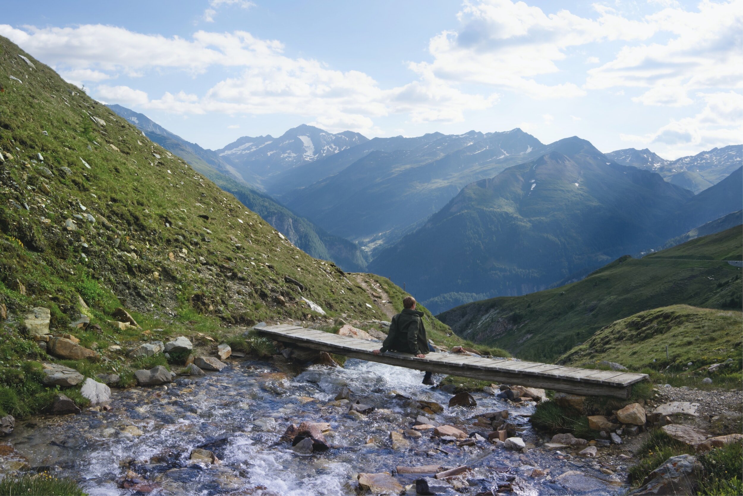 Introverts Unleashed: Debunking Myths and Embracing Your Inner Strength