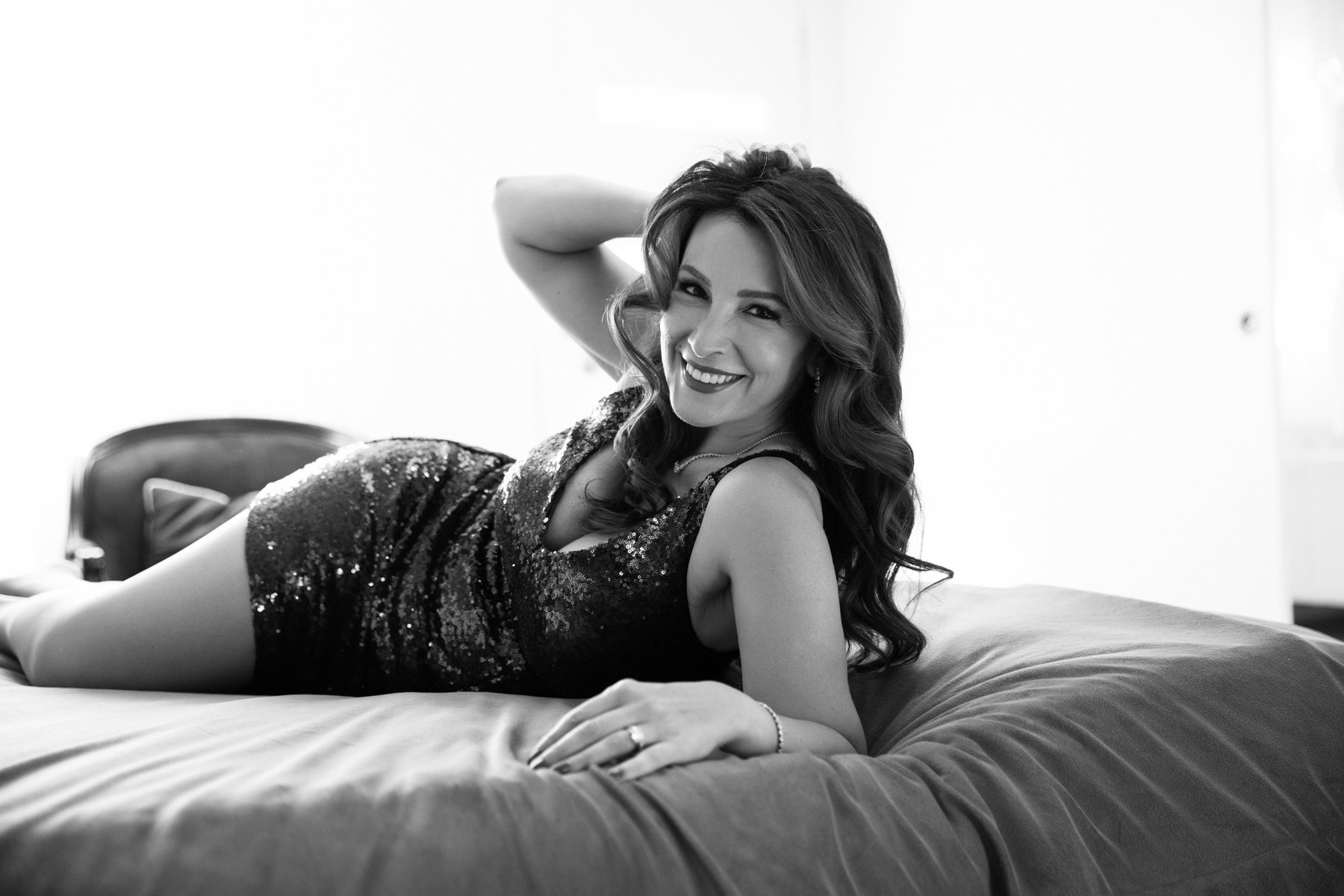 HOW BOUDOIR PHOTOGRAPHY CAN BOOST YOUR CONFIDENCE