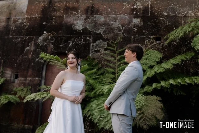 10 TIPS FOR ACHIEVING THE PERFECT WEDDING DAY HAIR AND MAKEUP LOOK</a>