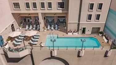 wi-sanwi-rooftop-pool-2-33295_Wide-Hor.jfif
