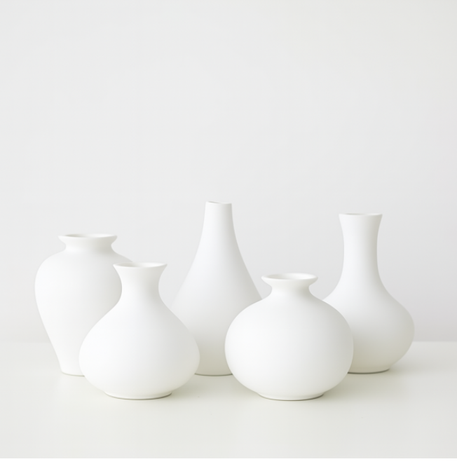 Ceramic Bud Vase Hire I Wedding & Events