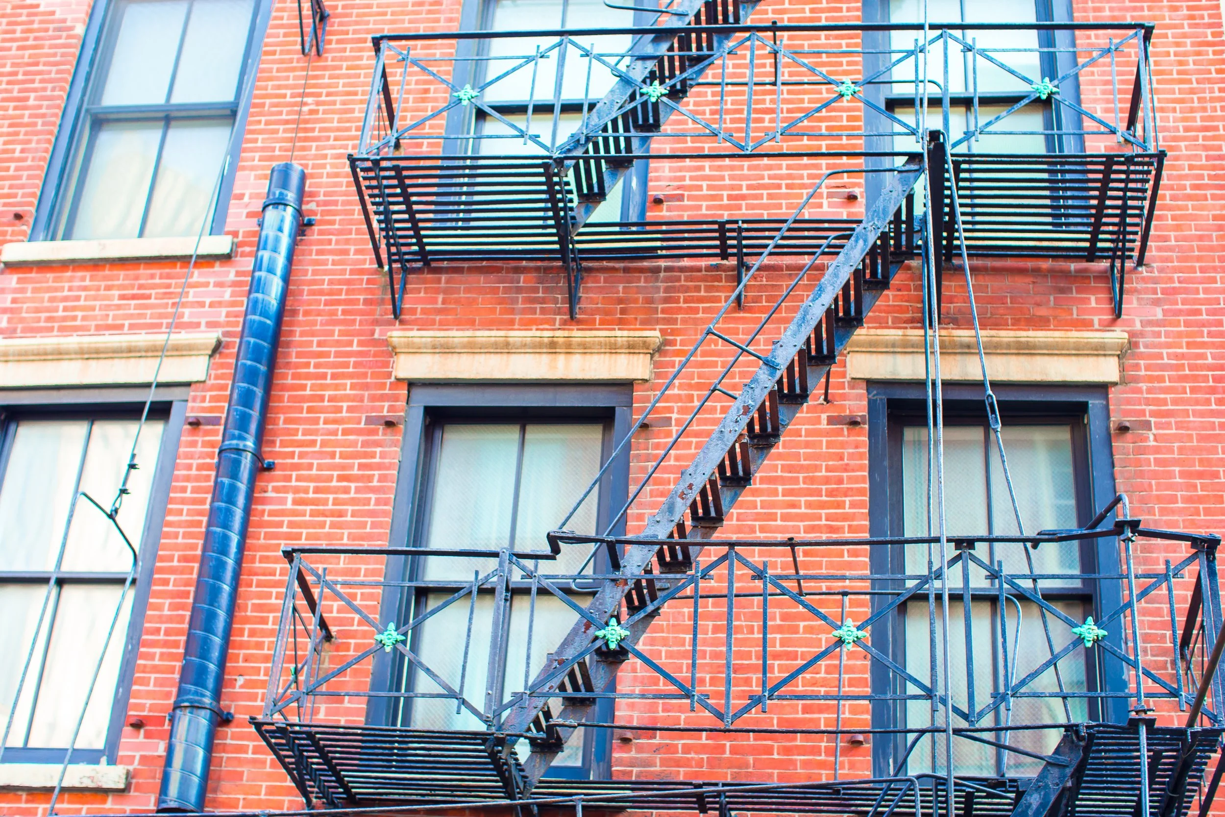 When to Bring Google Ads In-House: Stop Paying Agency Fees for "Maintenance"