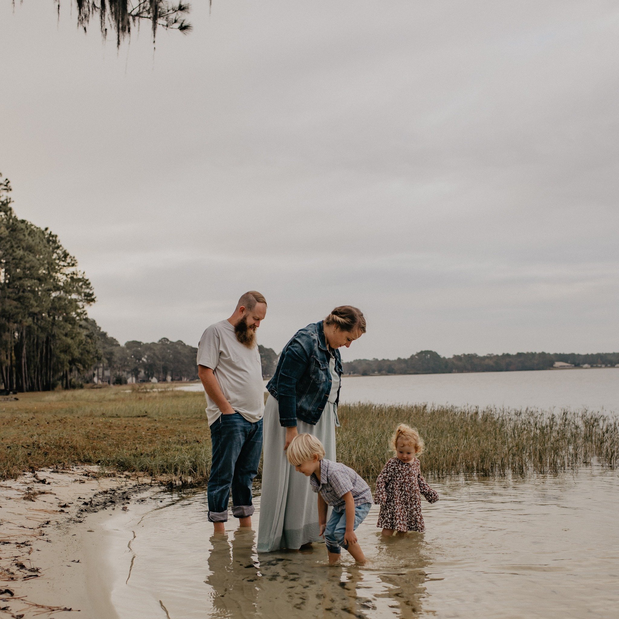 Ready for some warm weather water sessions over here. Whose in?!
.
.
.
.
.
.
.
.
#thefamilycollective
#lifestylephotography
#jacksonvillefamilyphotography
#jaxfamilyphotography
#flemingislandfamilyphotography
#staugustinefamilyphotography
#jacksonvil