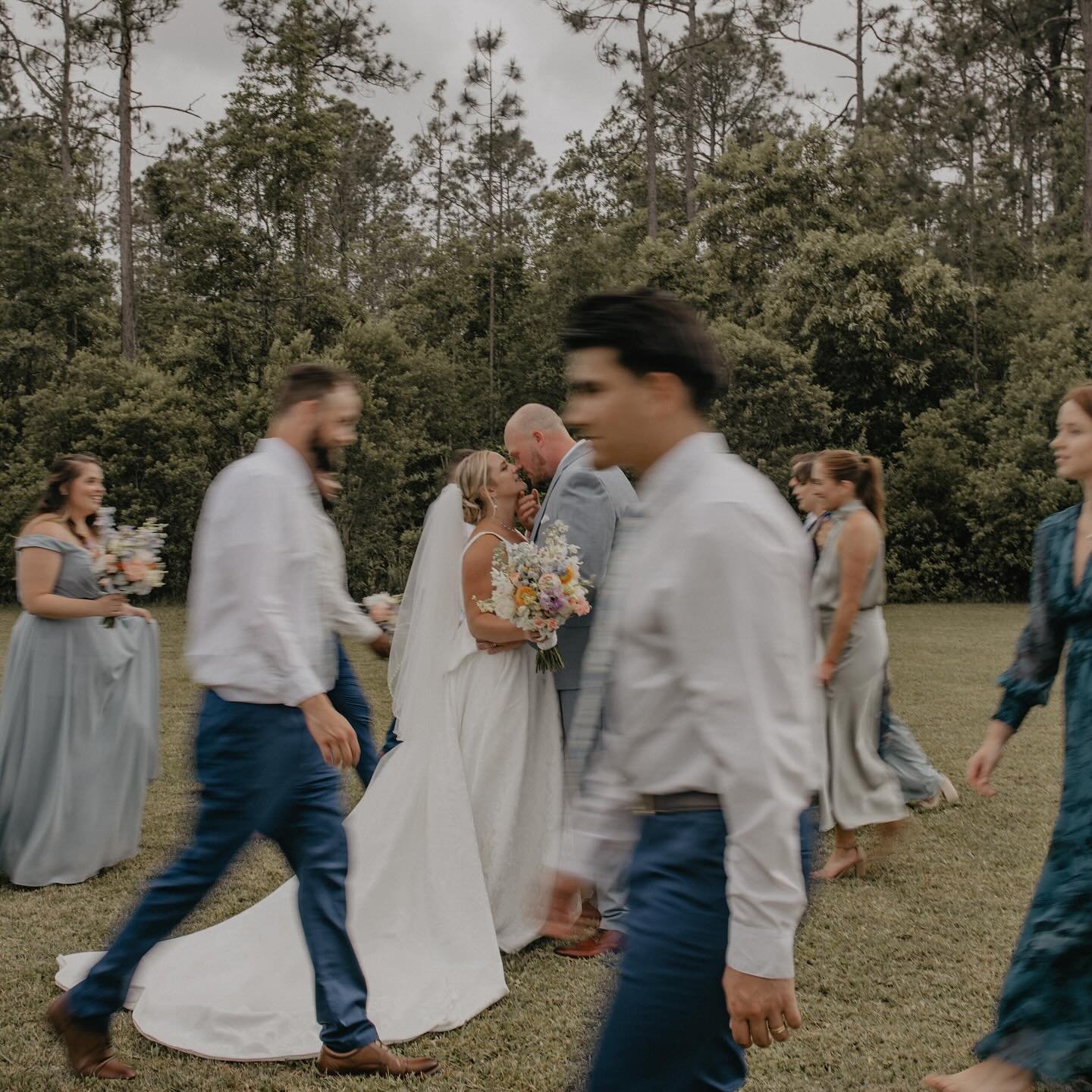 Introducing Mr. &amp; Mrs. Baltensperger 🤍

A beautiful day surrounded by the most beautiful people and I was honored to be a part of it. 

Vendors:
@themanorat12oaks 
@toastweddings
@parkersevents 
@sweetsbystaci 
@pjscateringjax 
@nicstudios 
@fbe