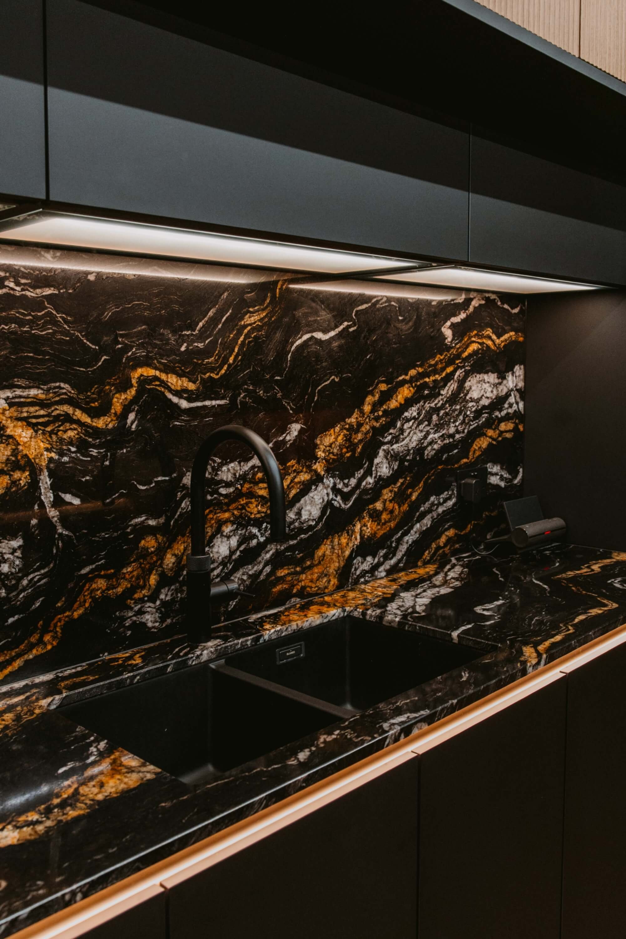 Matt Black and Oak Handleless Kitchen in Fraserburgh