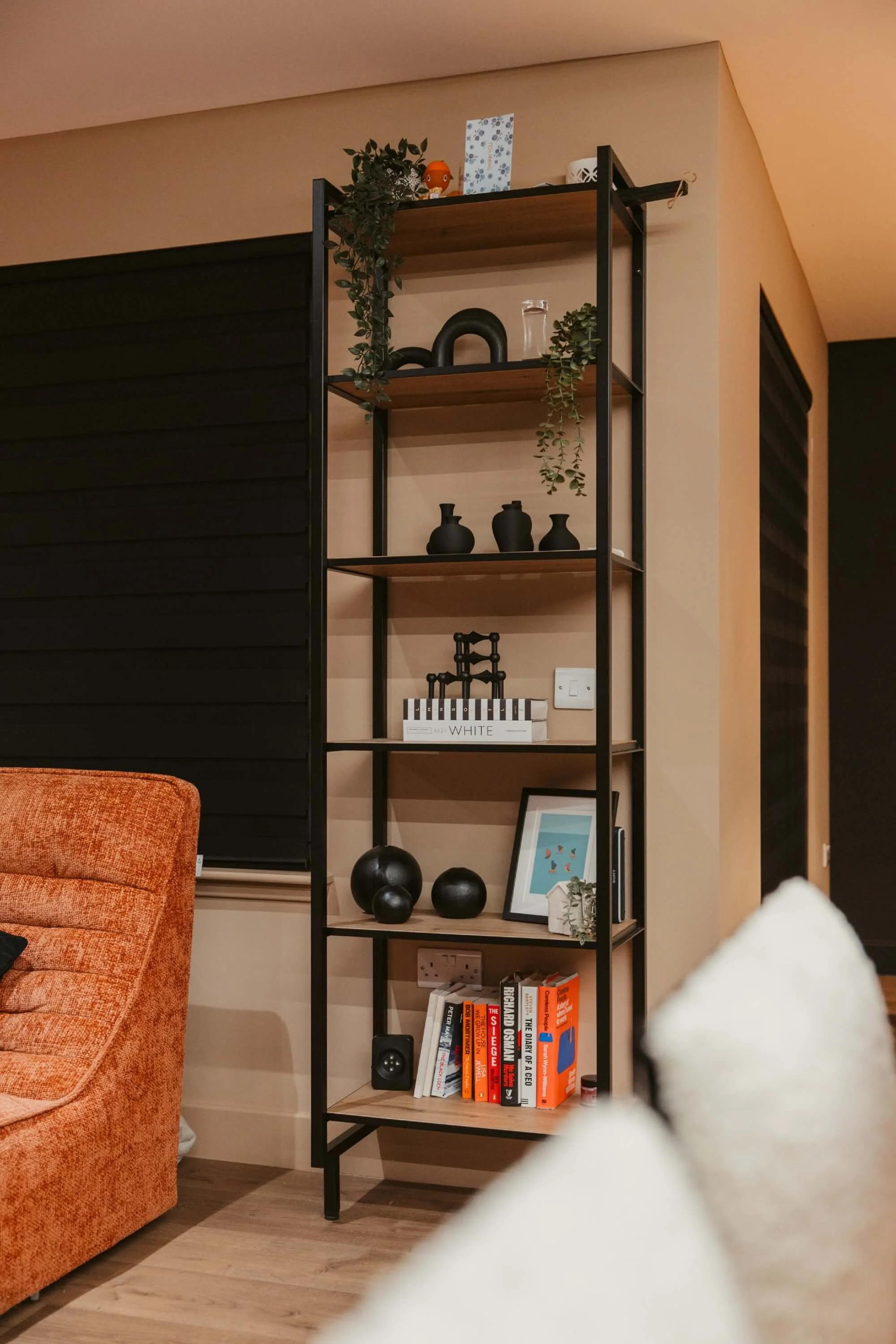 Matt Black and Oak Handleless Kitchen in Fraserburgh