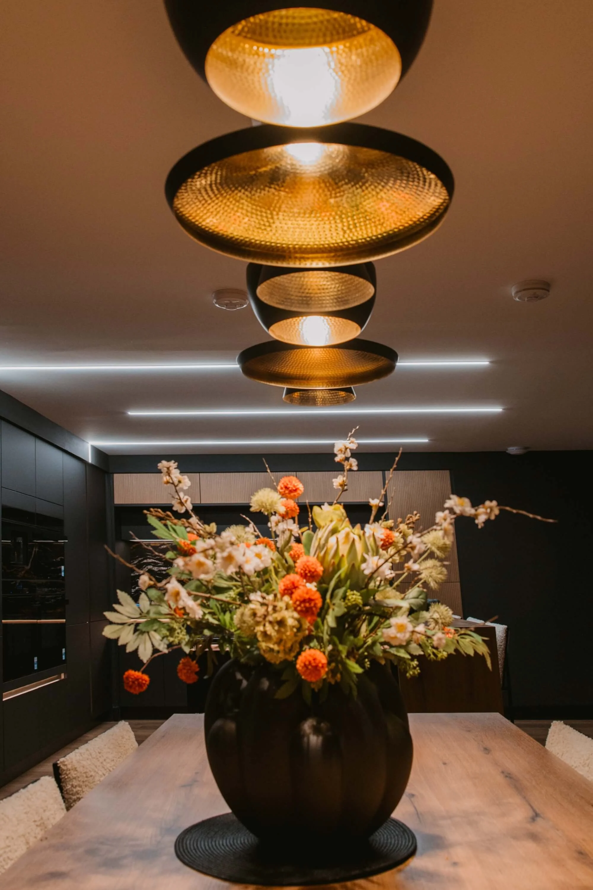 Matt Black and Oak Handleless Kitchen in Fraserburgh