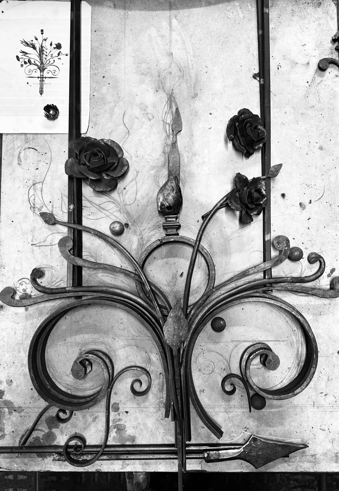 Bent-metal-V-A-inspired-piece-2025.jpg