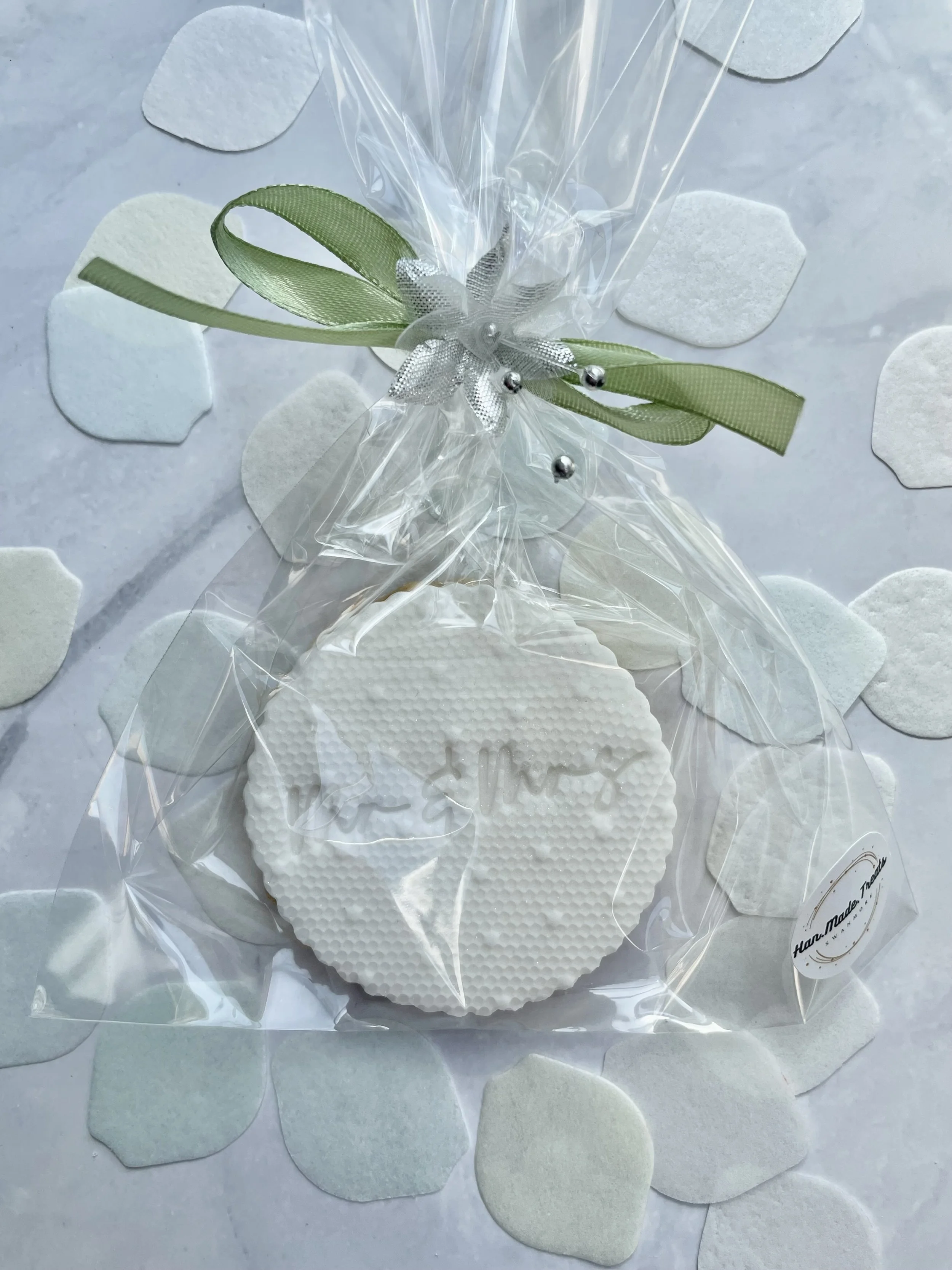 'Mr & Mrs' Wedding Favour Shortbread Biscuit. From £3 each. Min order 30