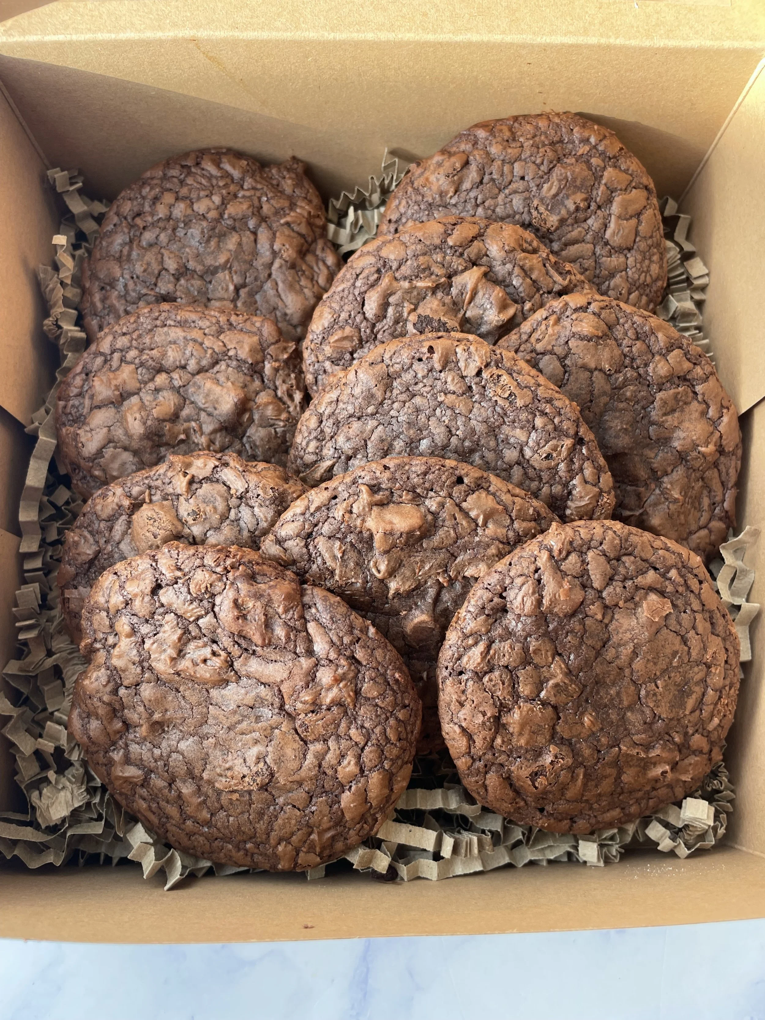 Staff Room Sharing Box - includes 10 Brownie Cookies - £15. Add a Yanny&Bean card for £3.50